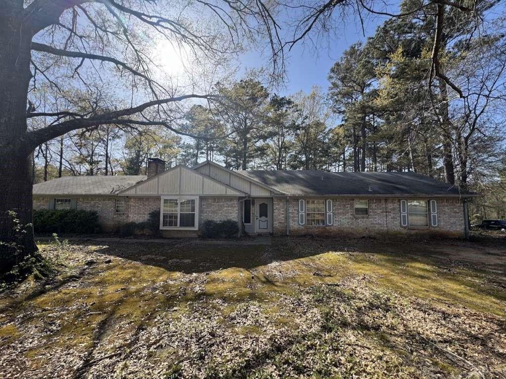 447 Plum Creek Road — photo