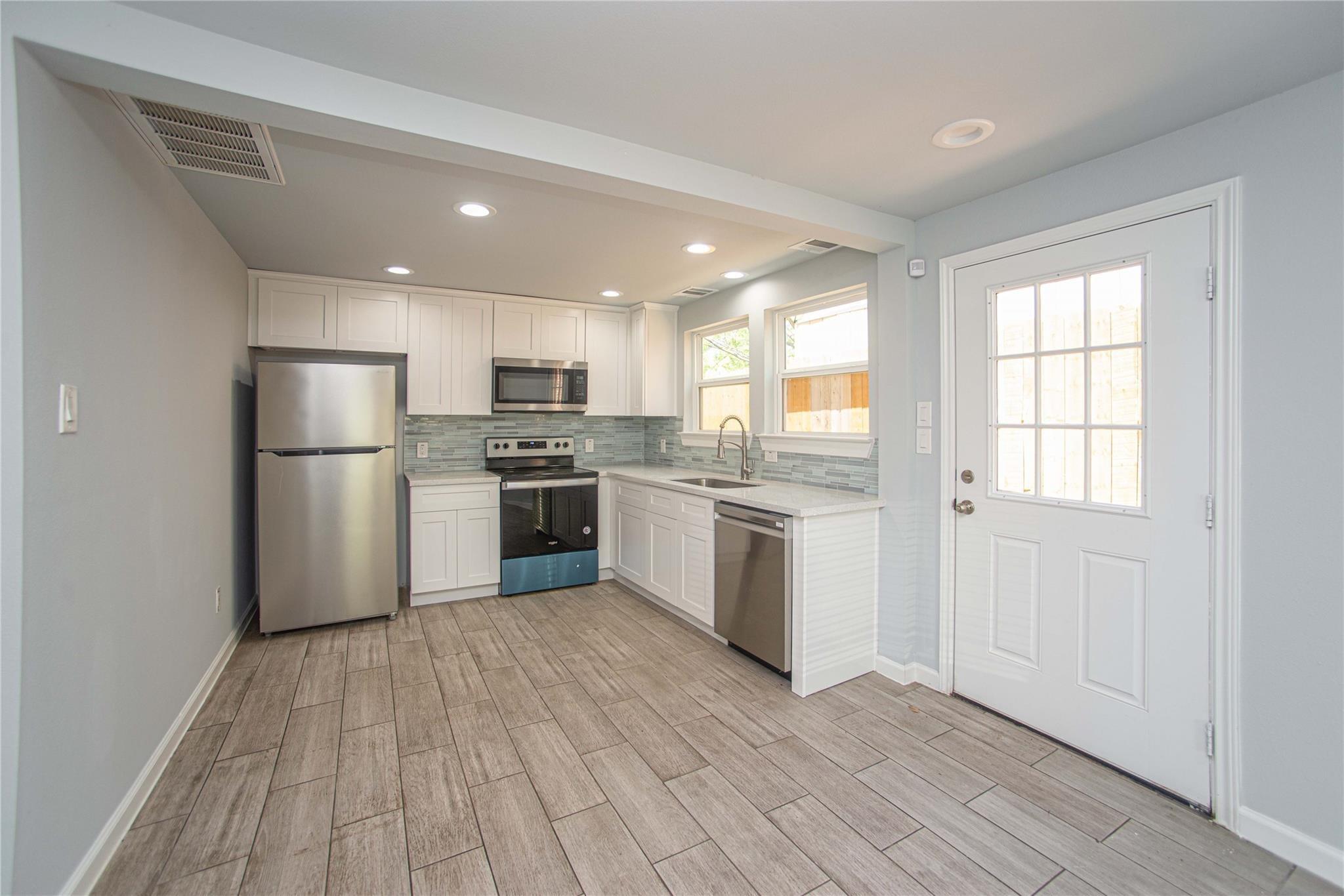 13519 Peoria Street — photo