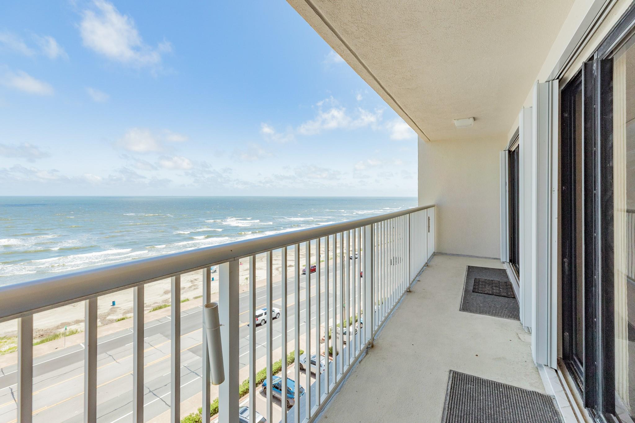 7700 Seawall Boulevard #703 — photo