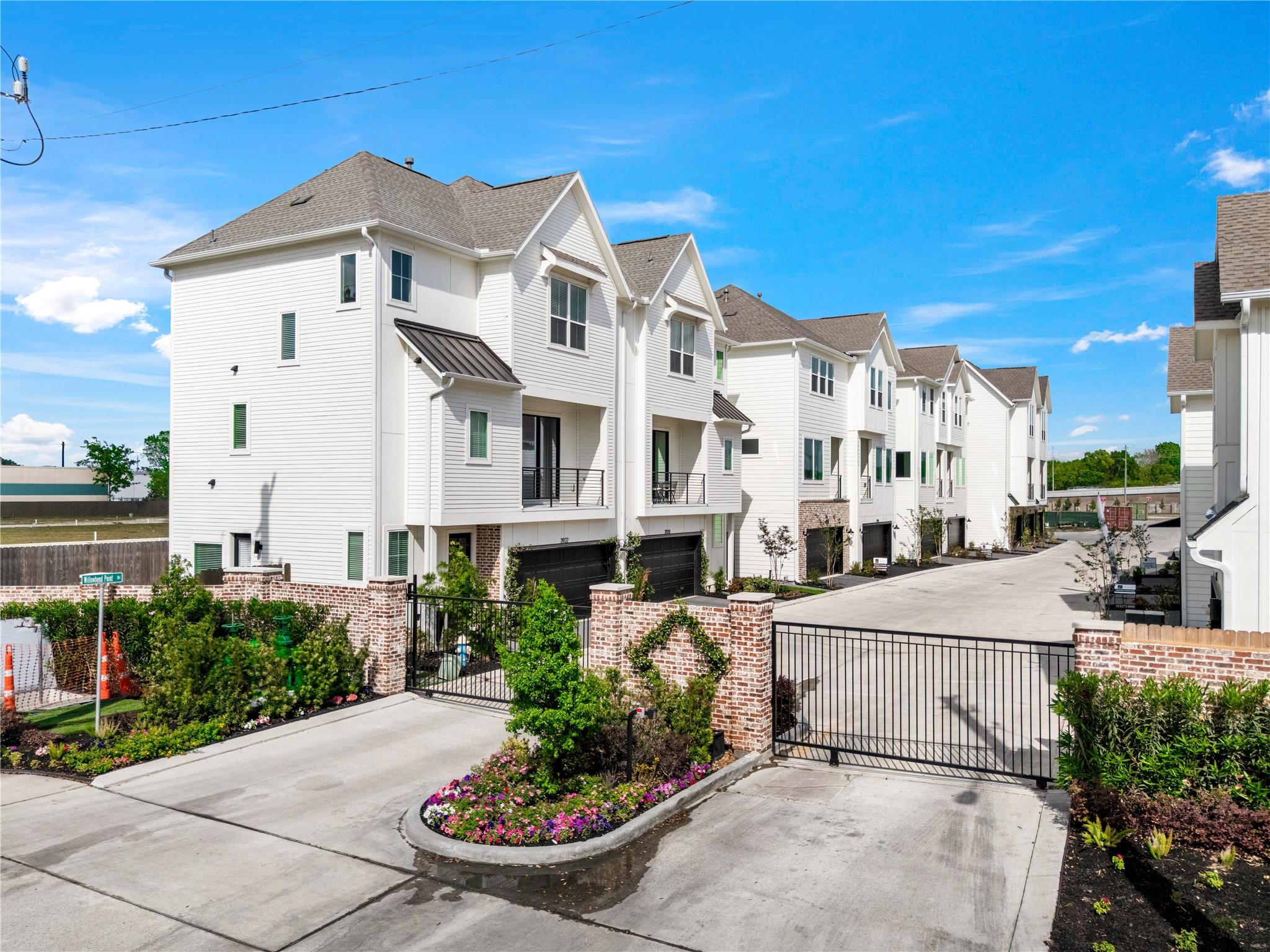 3916 Willowbend Point Drive — photo
