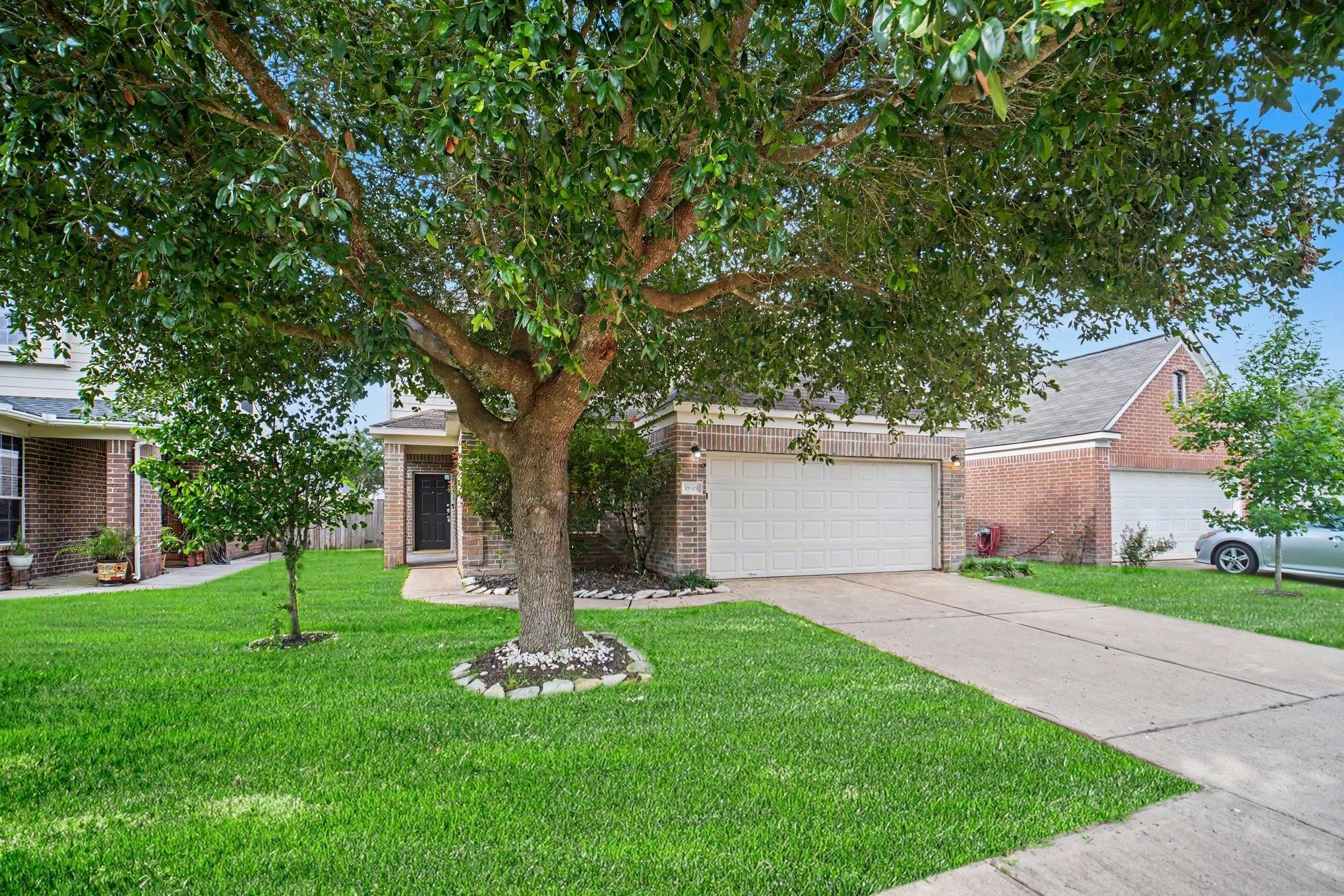 18519 Alemarble Oak Street — photo