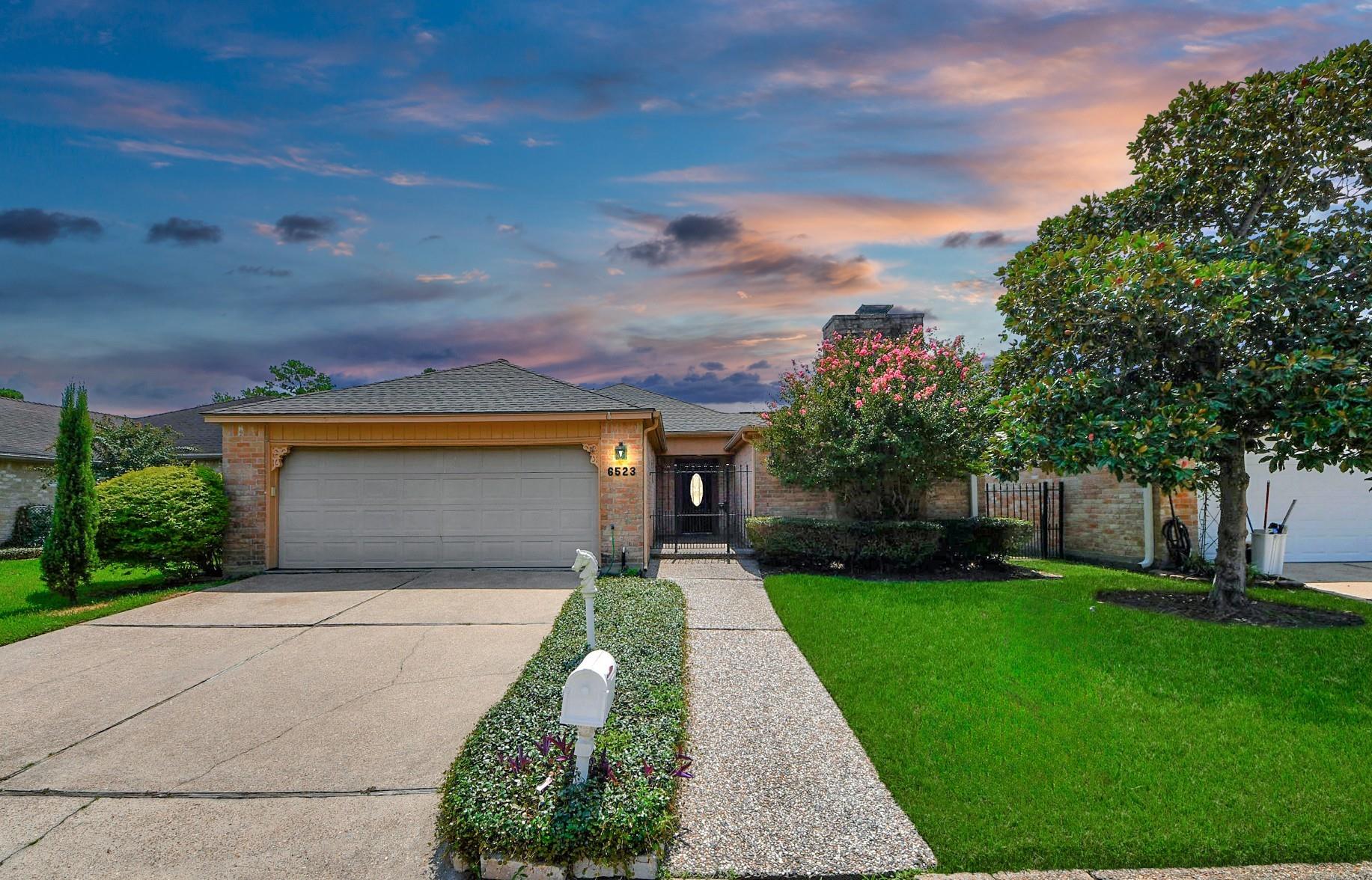 6523 Oakland Hills Drive — photo
