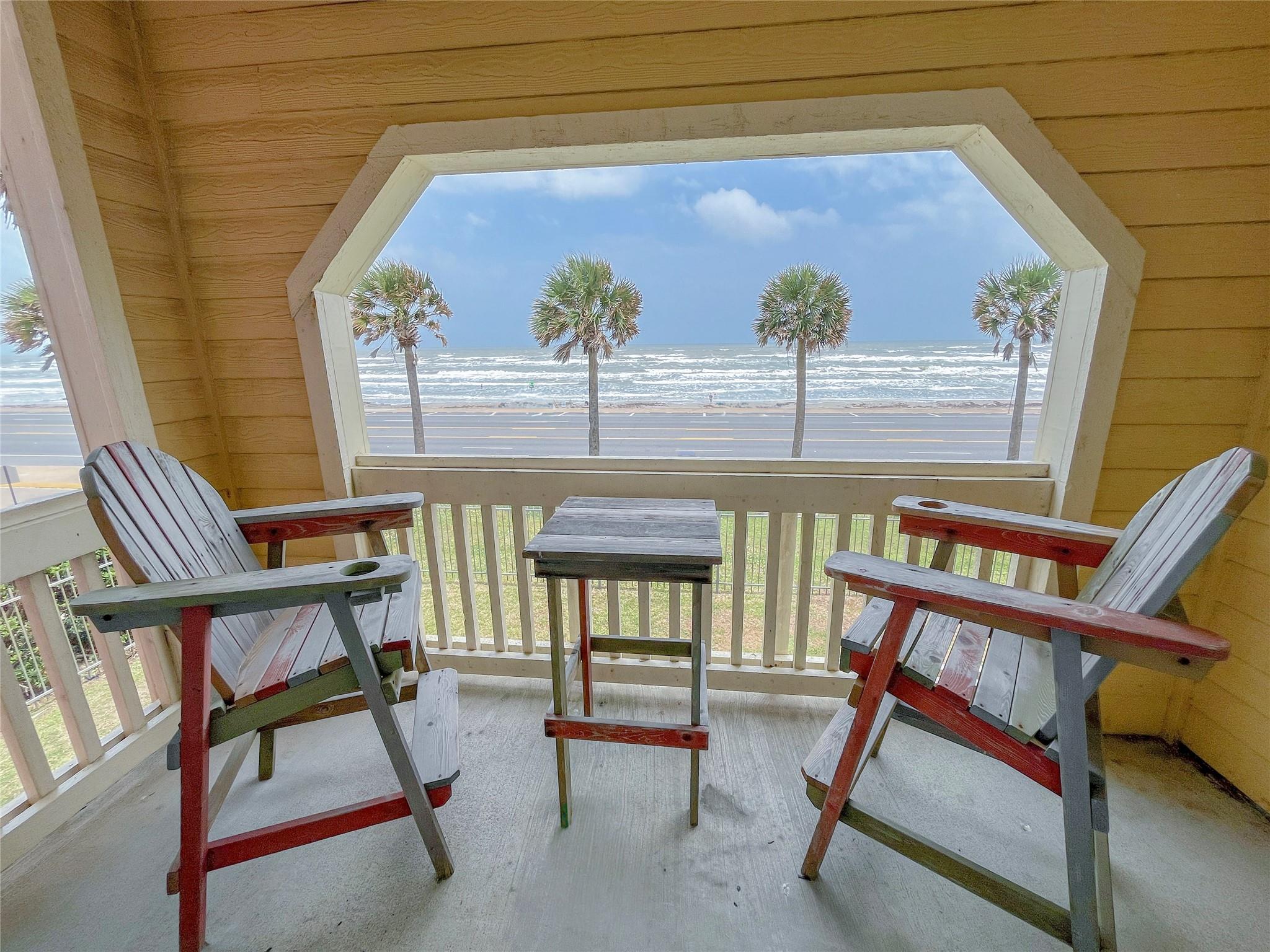 7000 Seawall Blvd #1021 — photo