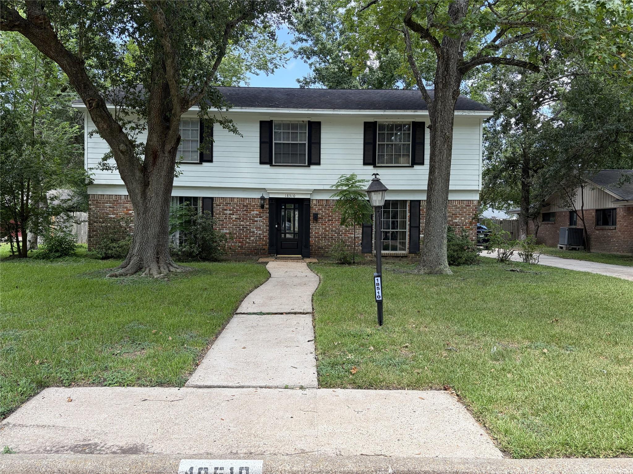 18510 Point Lookout Drive — photo