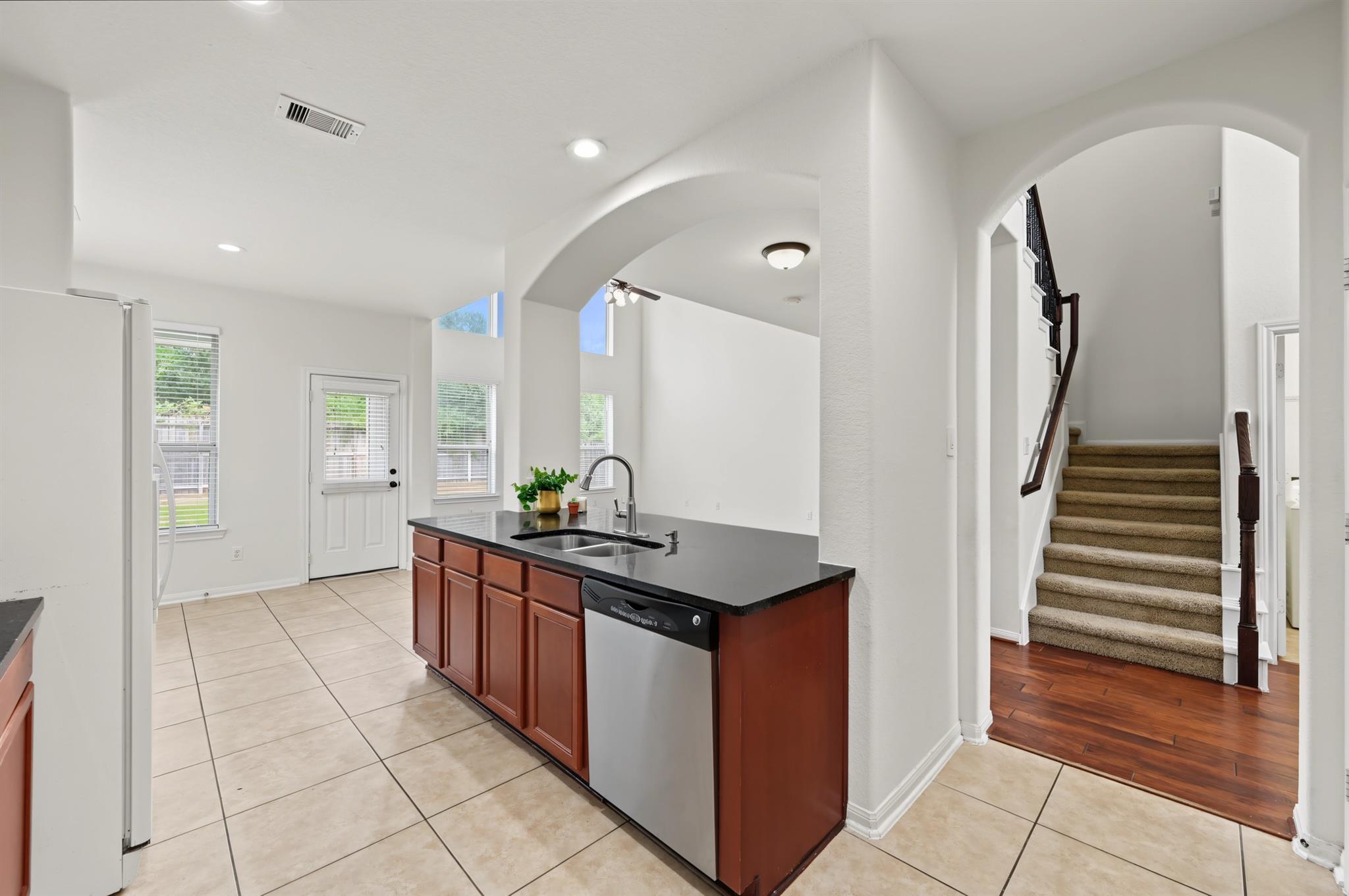 11 Sagamore Ridge Place, Spring, TX 77389 — photo 3