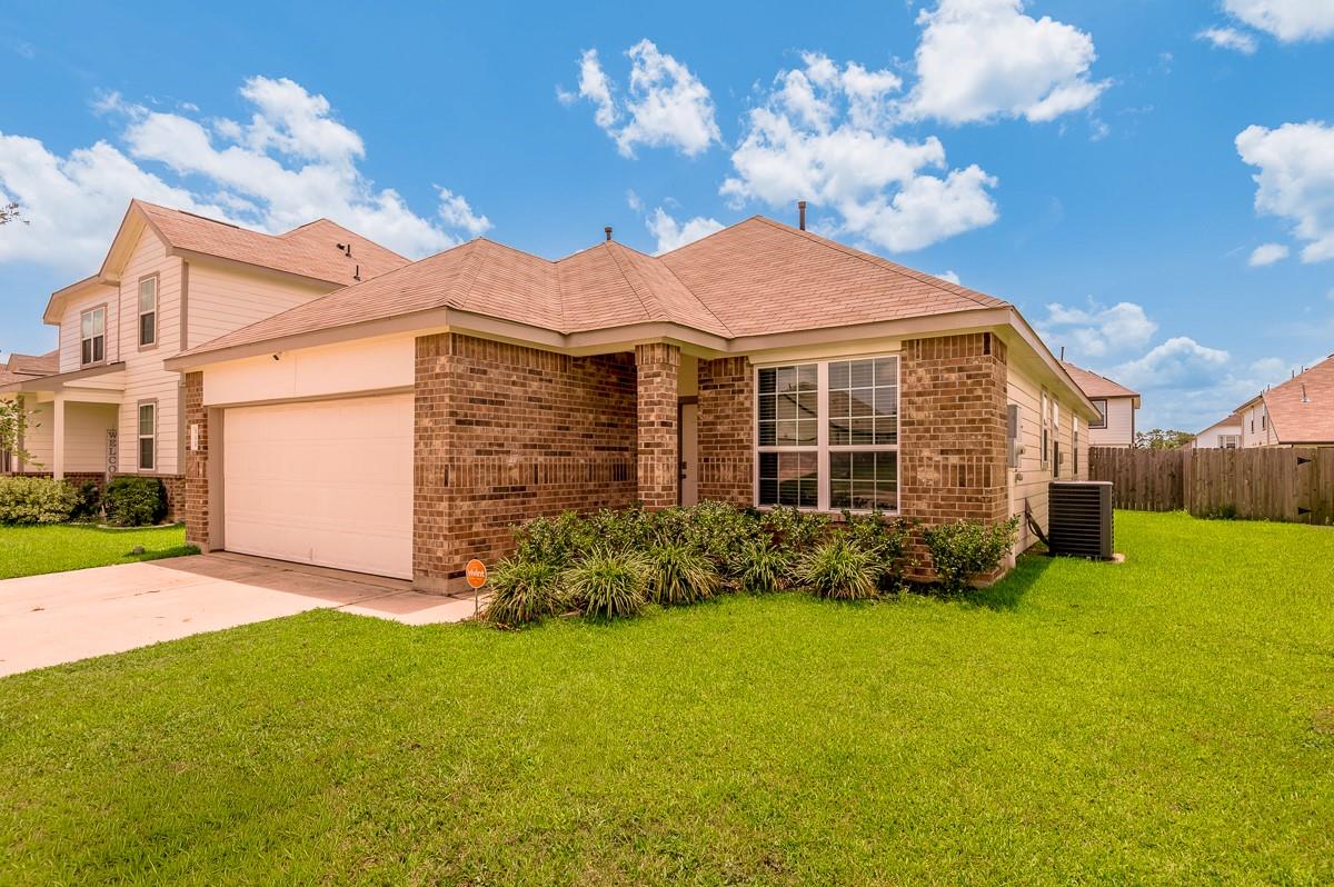 111 Pronghorn Drive — photo