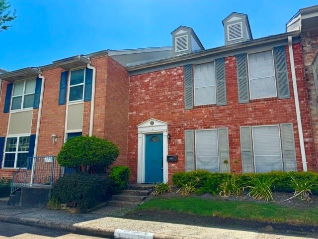 1605 W Sam Houston Parkway S — photo