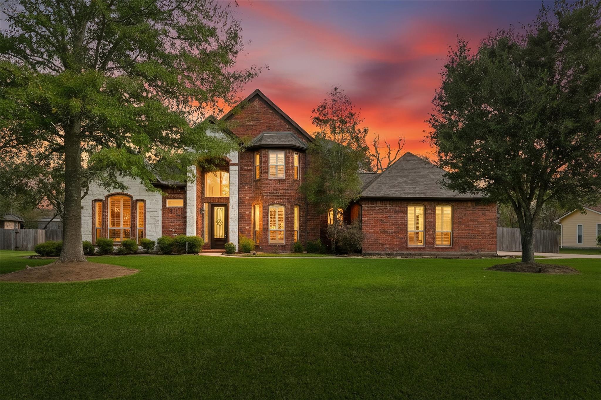 3602 River Bend Drive — photo