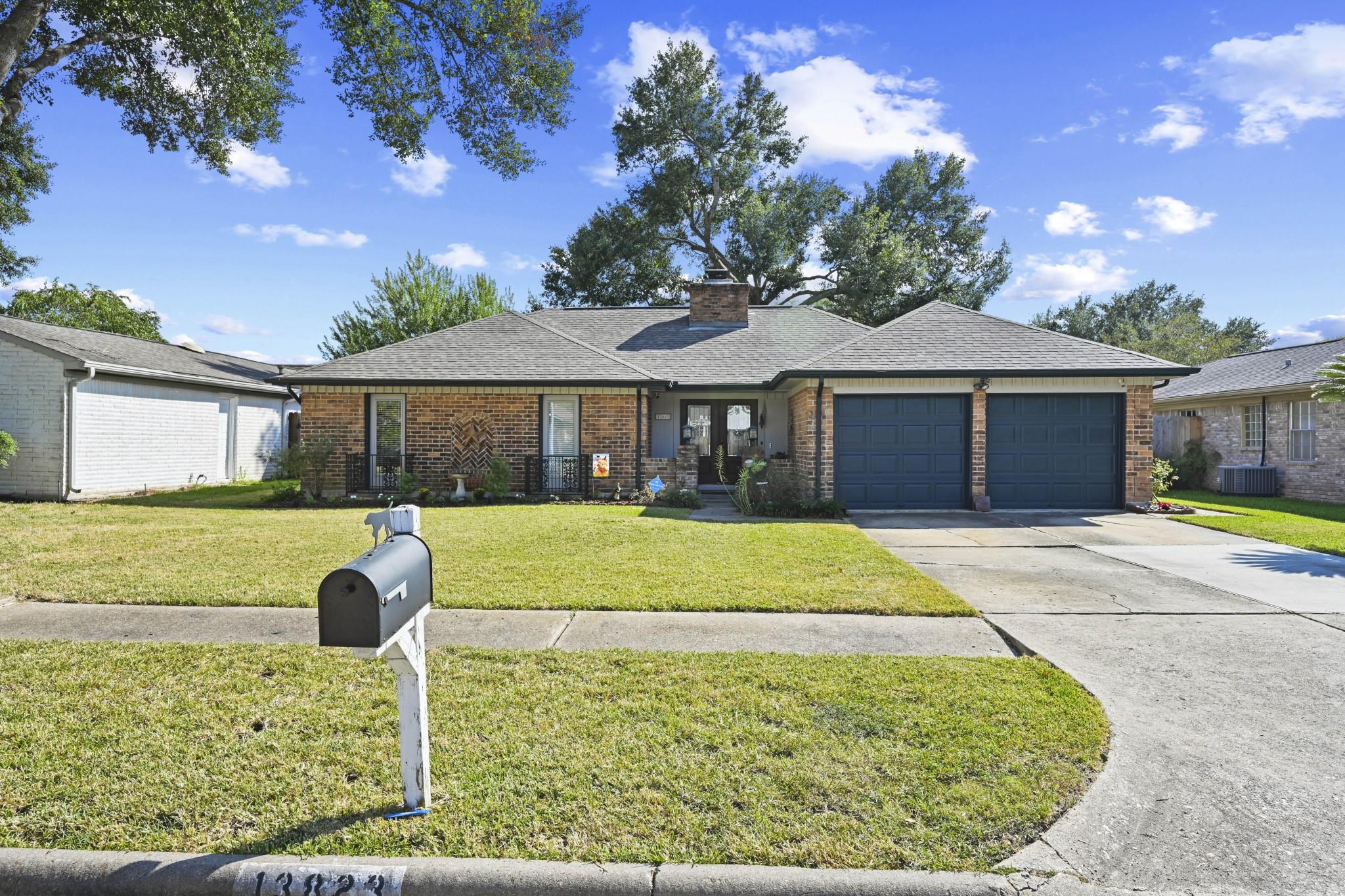 13823 Wickersham Lane — photo