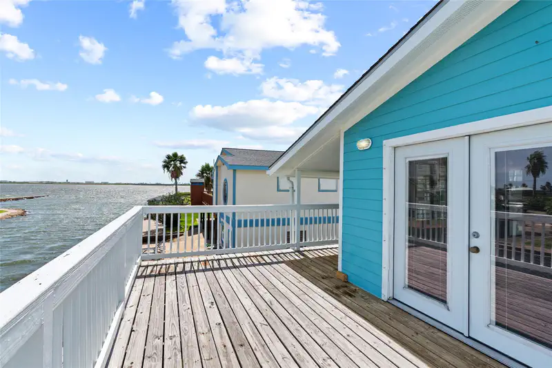 1028 Cozy Cove Lane — photo