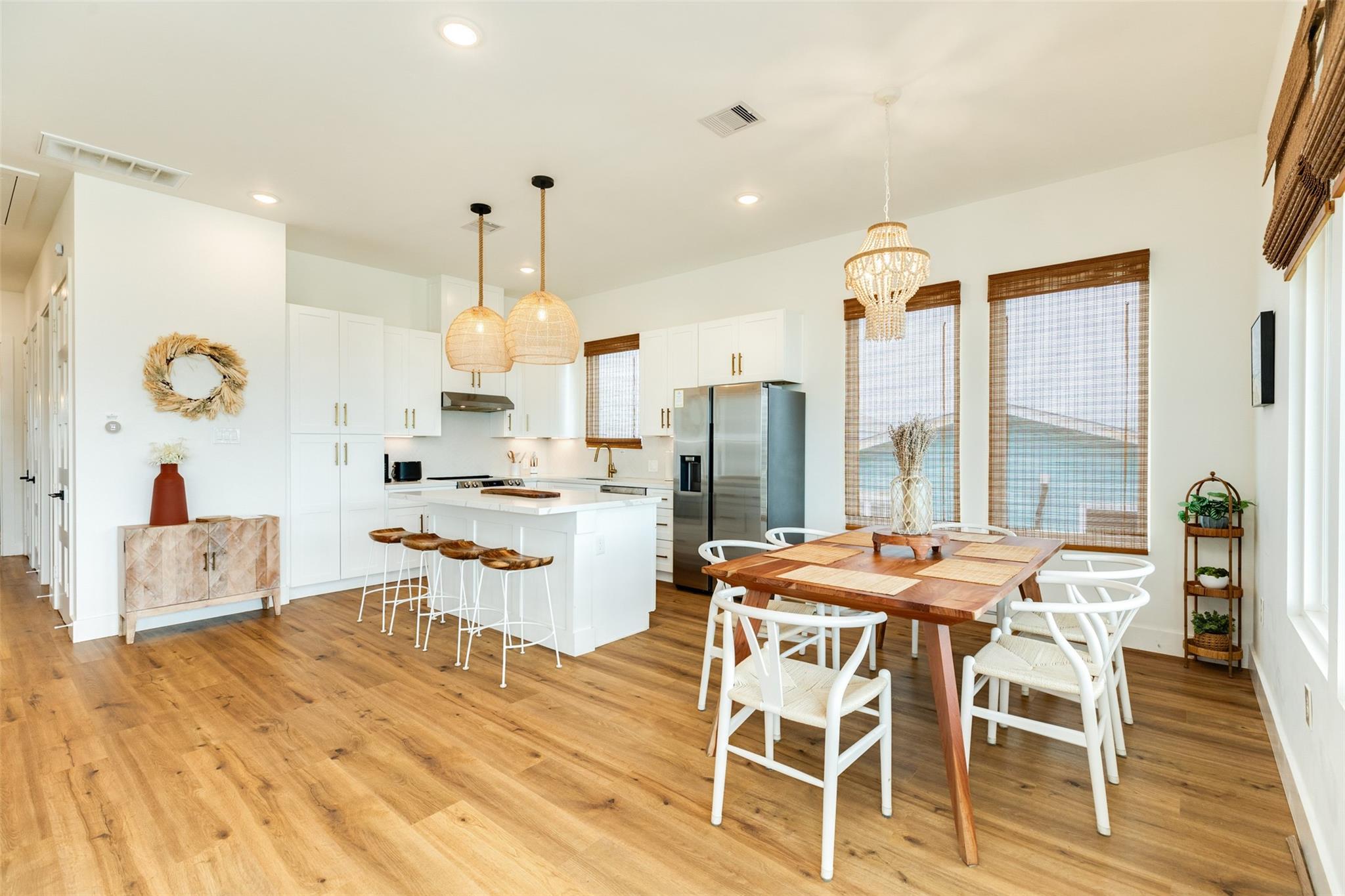 13119 Buccaneer Parkway — photo
