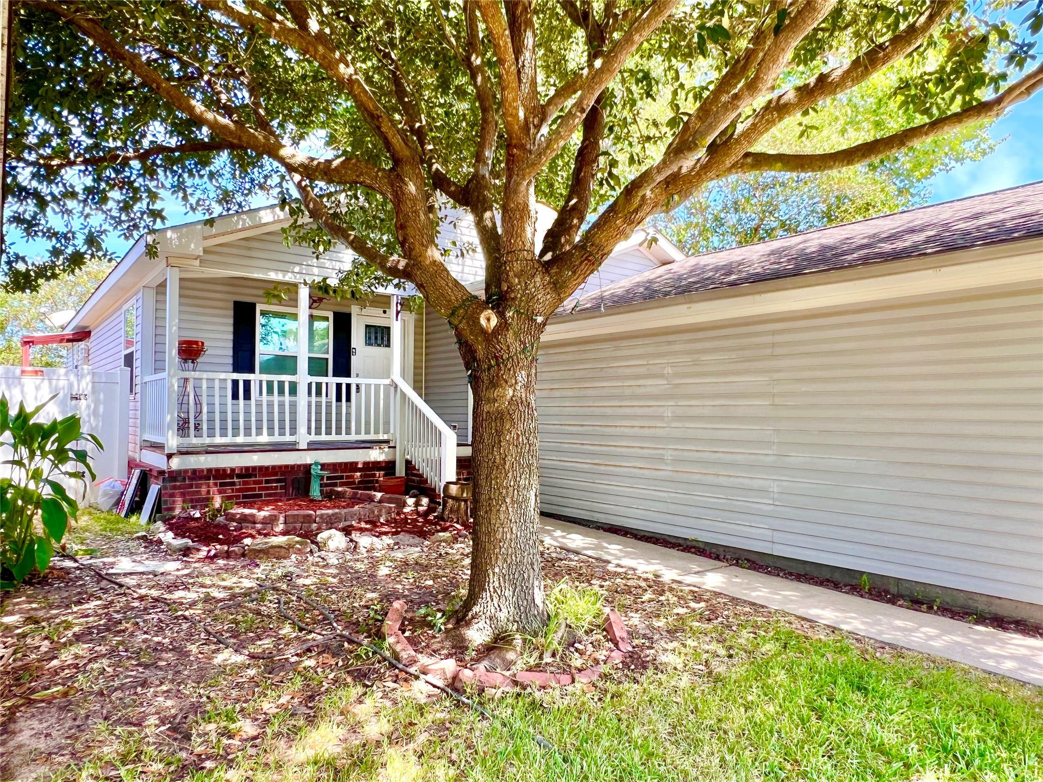 10214 Elderberry Park Lane — photo
