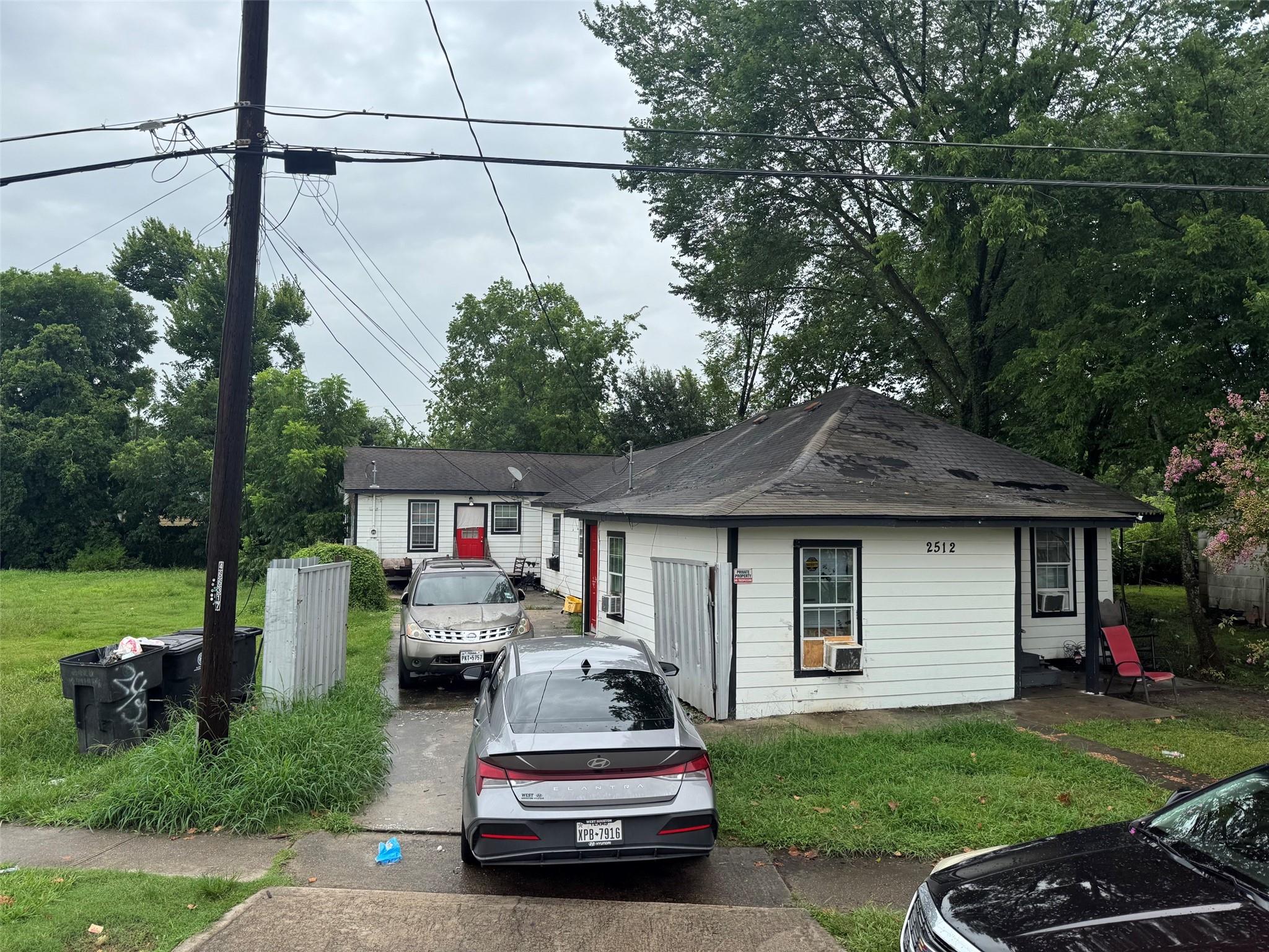 2512 Altoona Street — photo