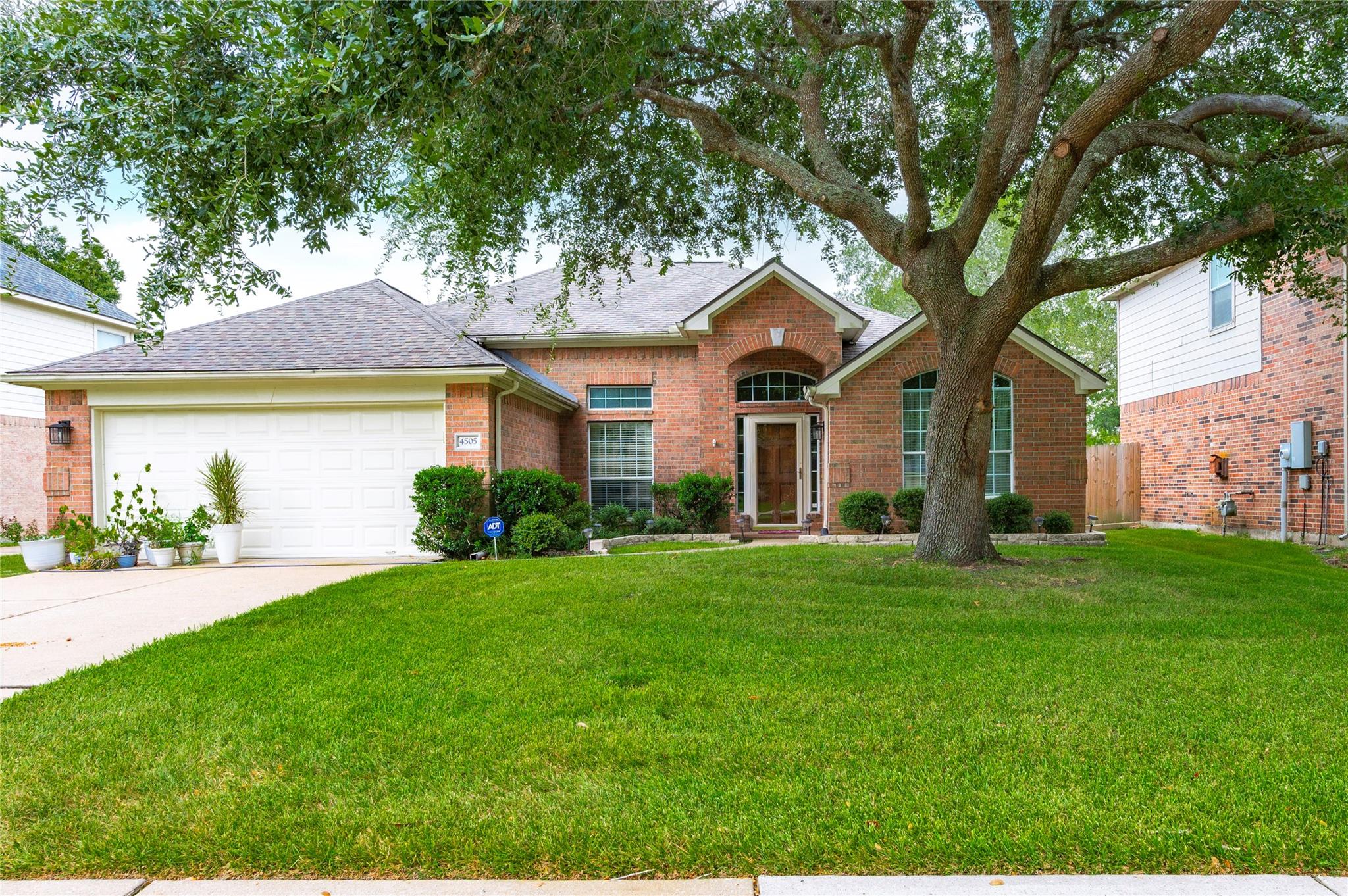 4505 Biscayne Bend Lane — photo