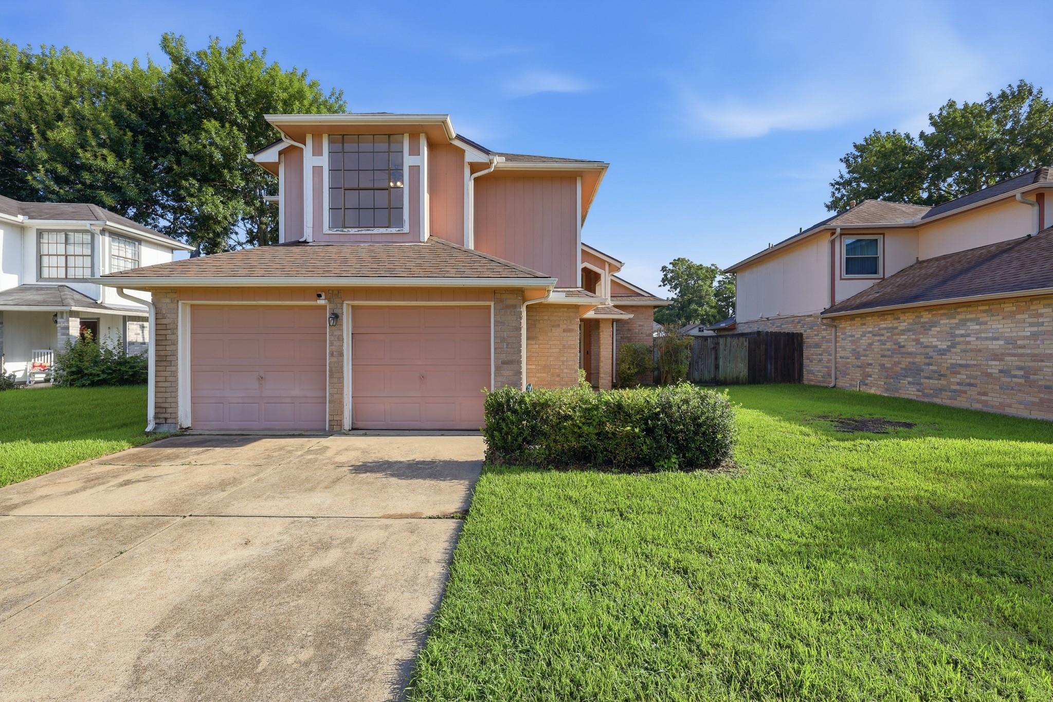 810 Derby Lane — photo
