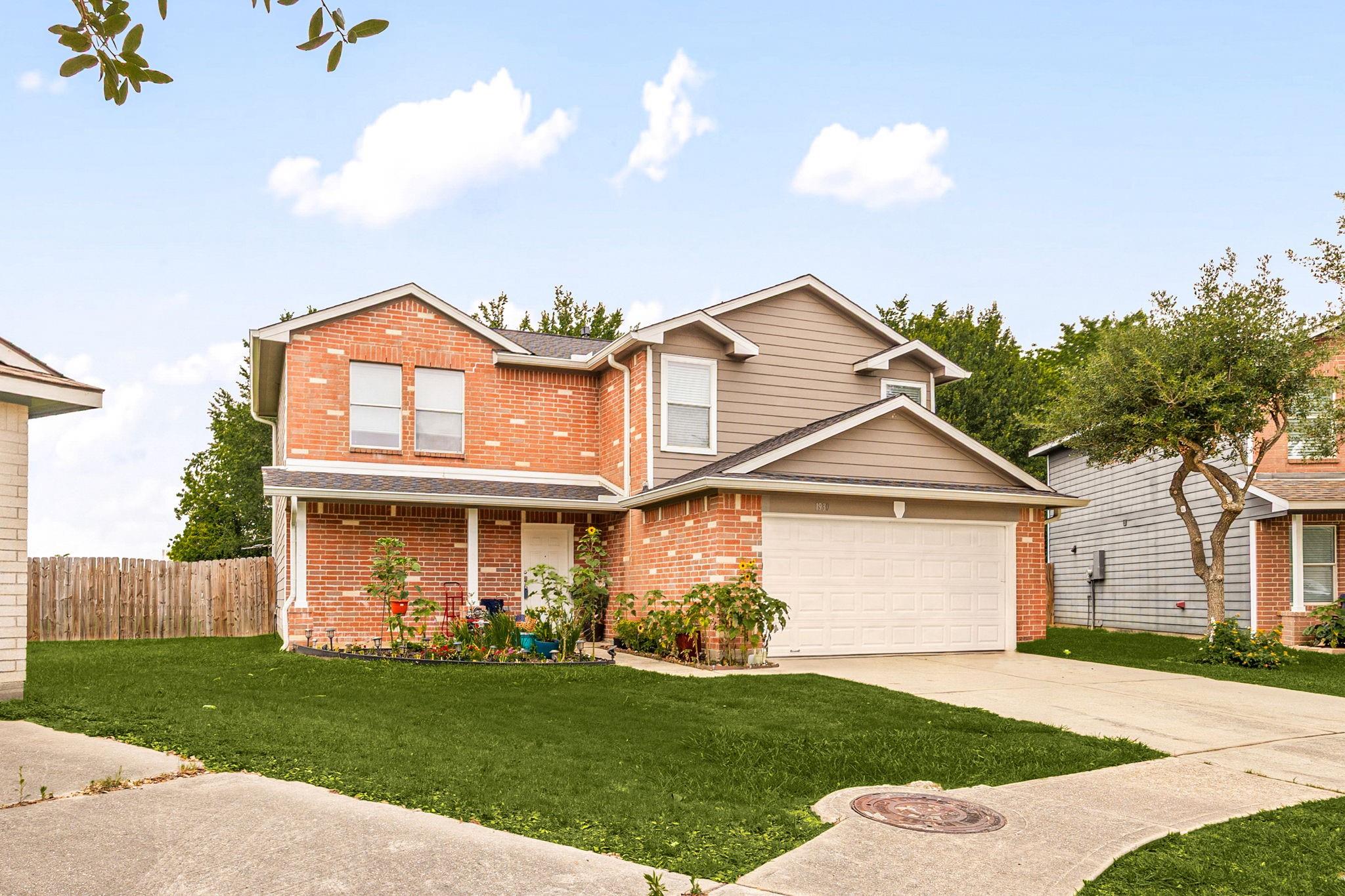 1930 Emerald Pathway Drive, Spring, TX 77388 — photo 2