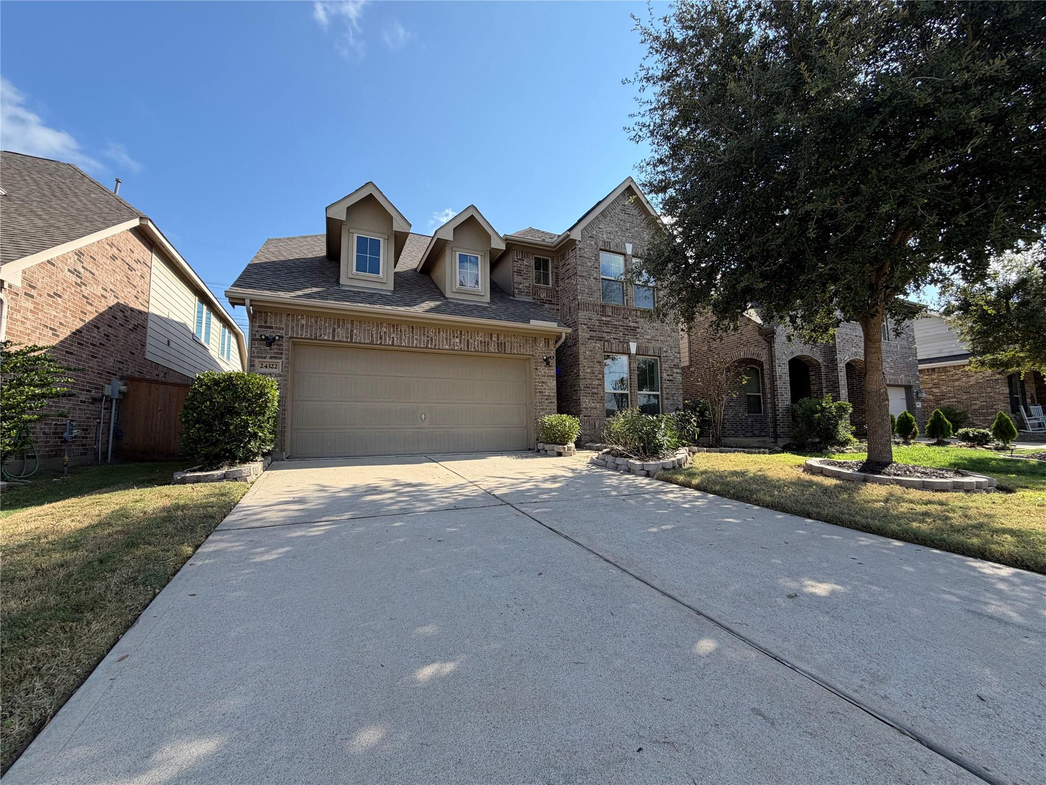 24322 Ferdossa Drive — photo