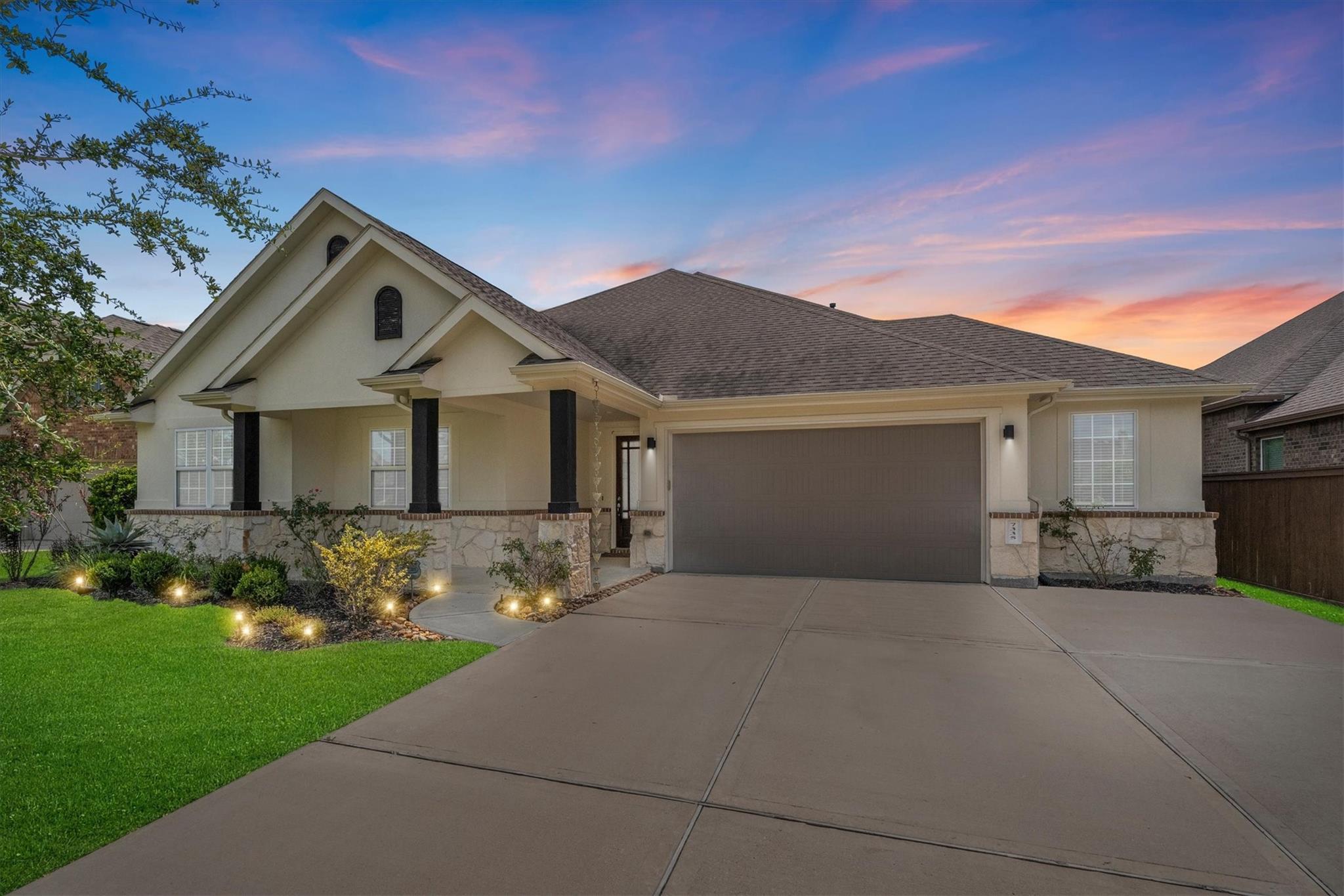 7335 Laguna Lake Drive — photo