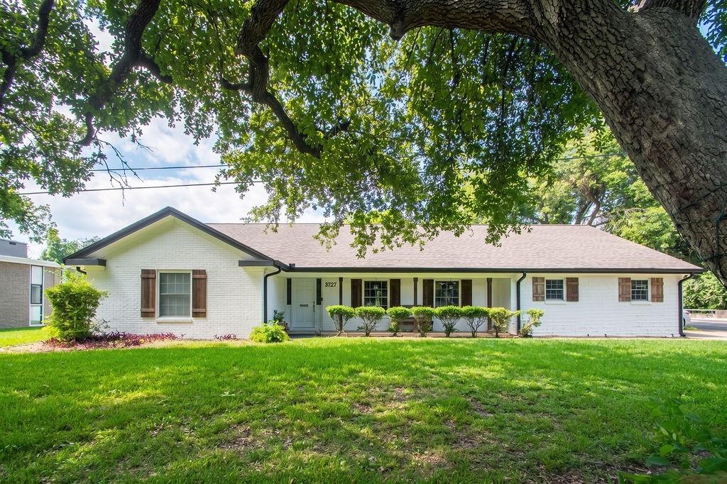 220 Oyster Creek Drive — photo