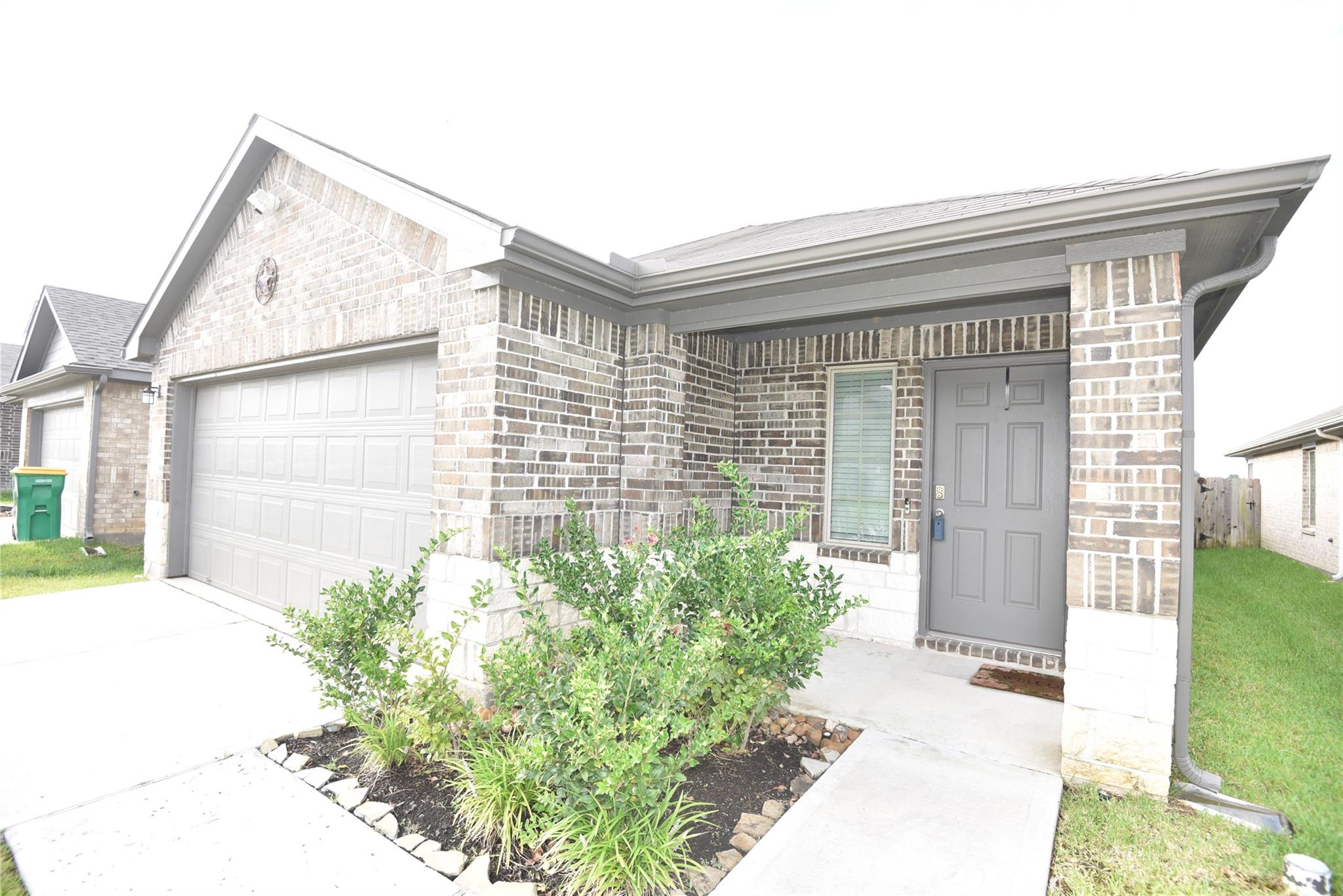 16684 Lonely Pines Drive — photo