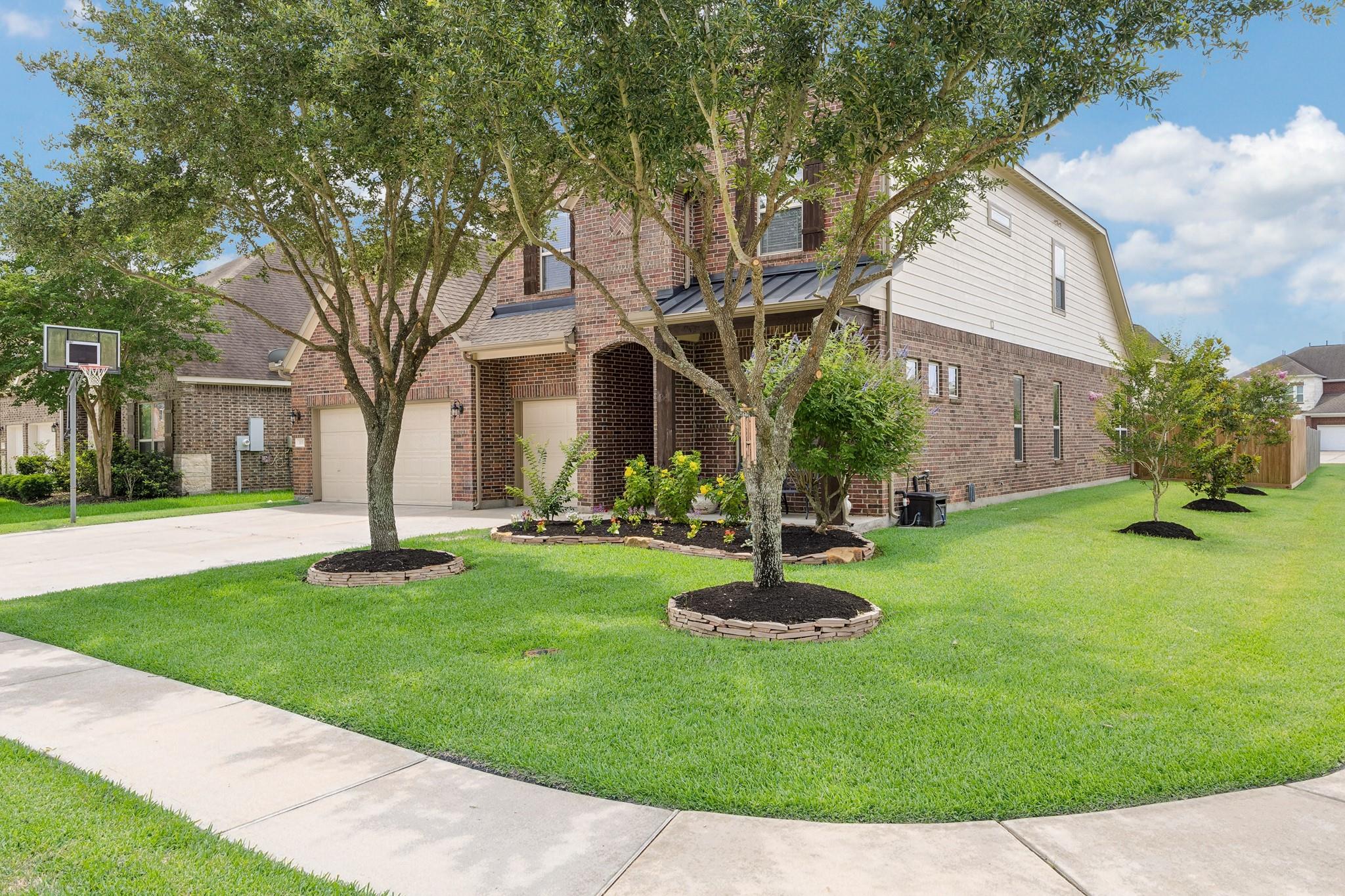 315 Westwood Drive — photo