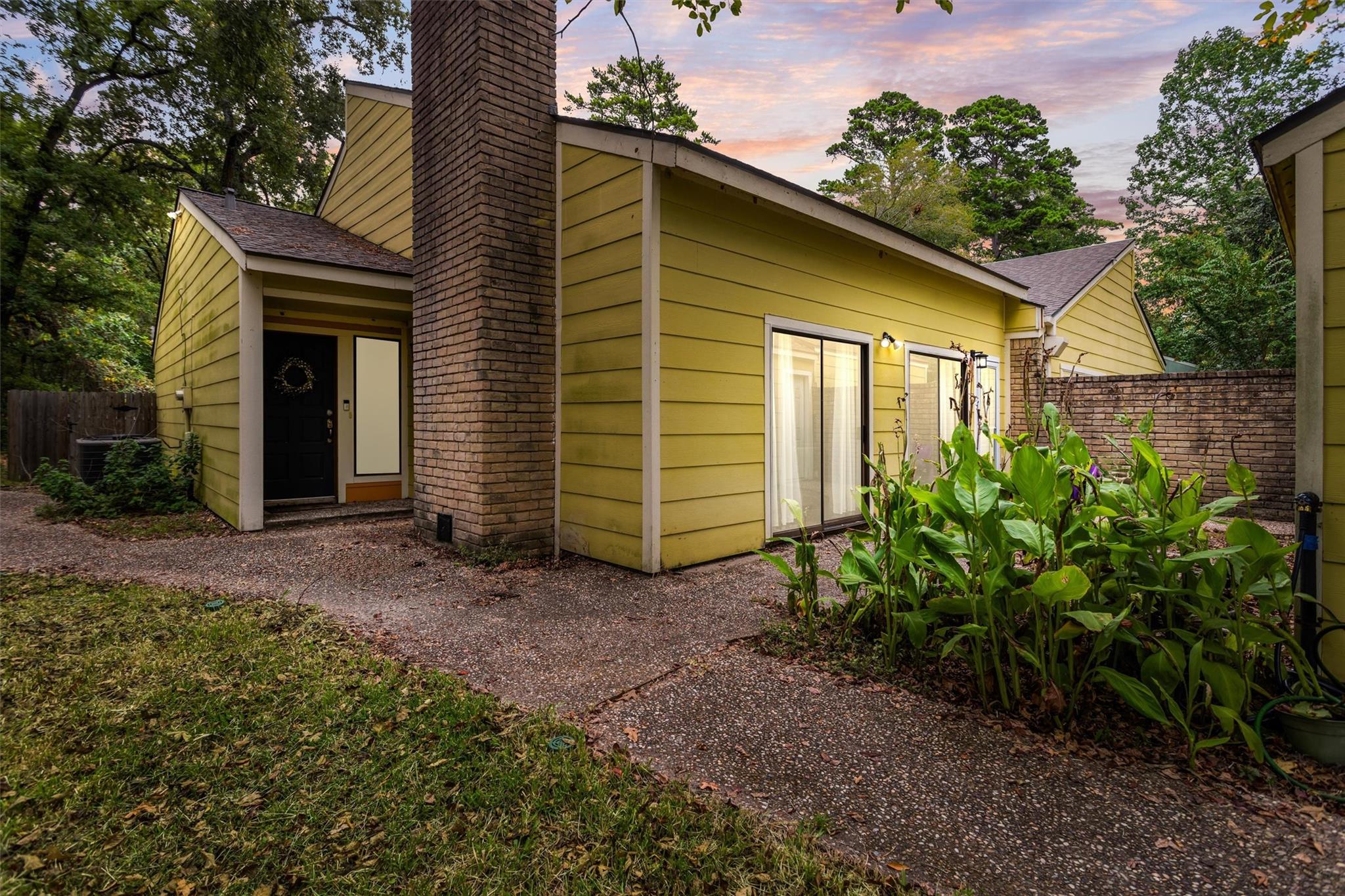 24648 Pools Creek Drive — photo