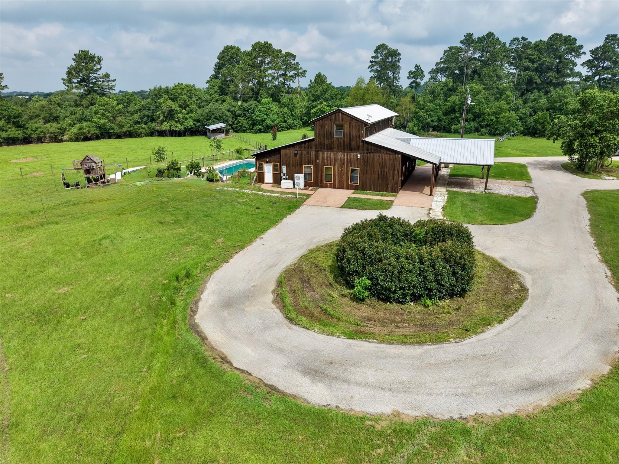 26534 Mitchell Road, Hempstead, TX 77445 — photo 2