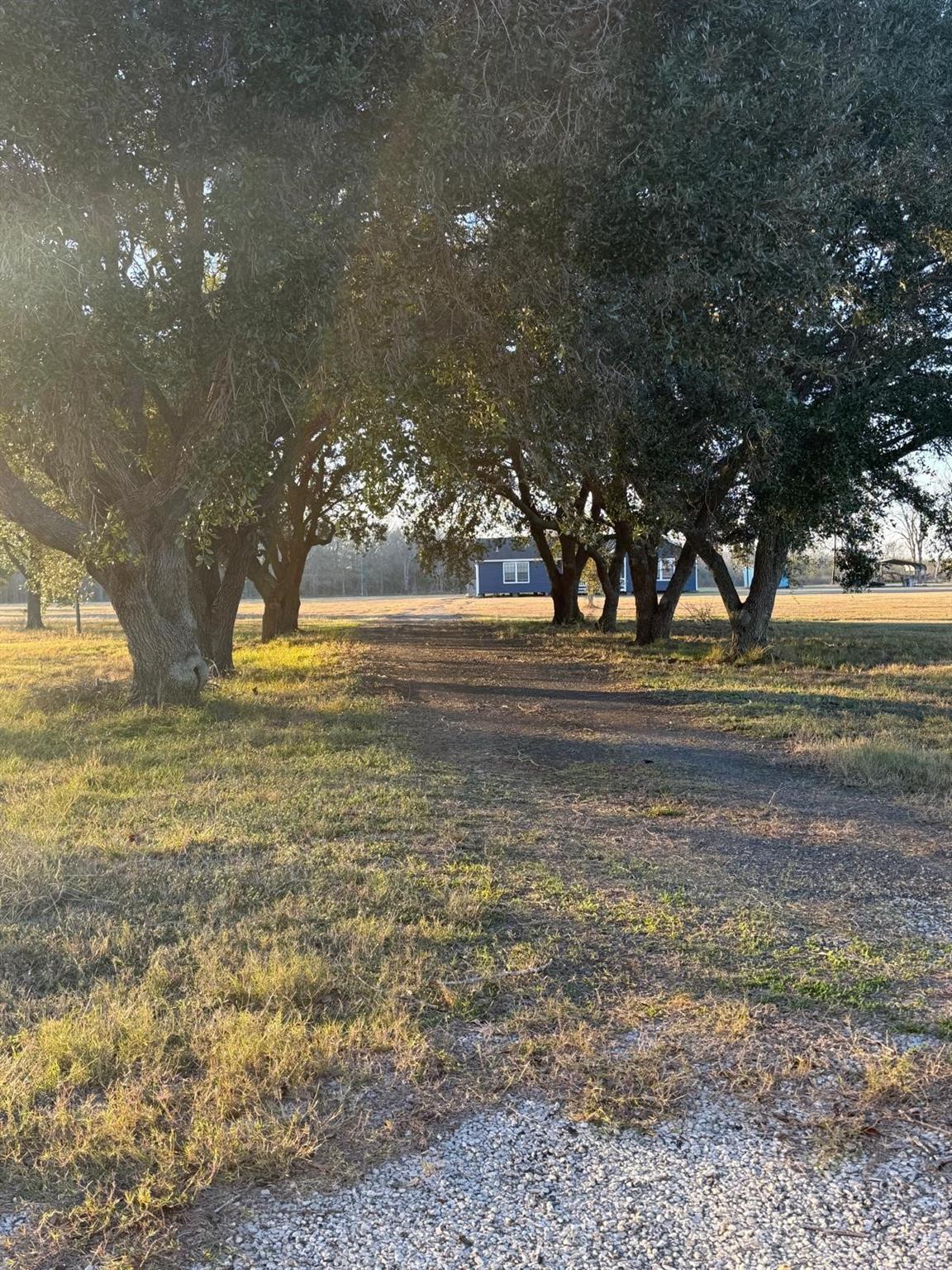 6047 W Creek Road — photo