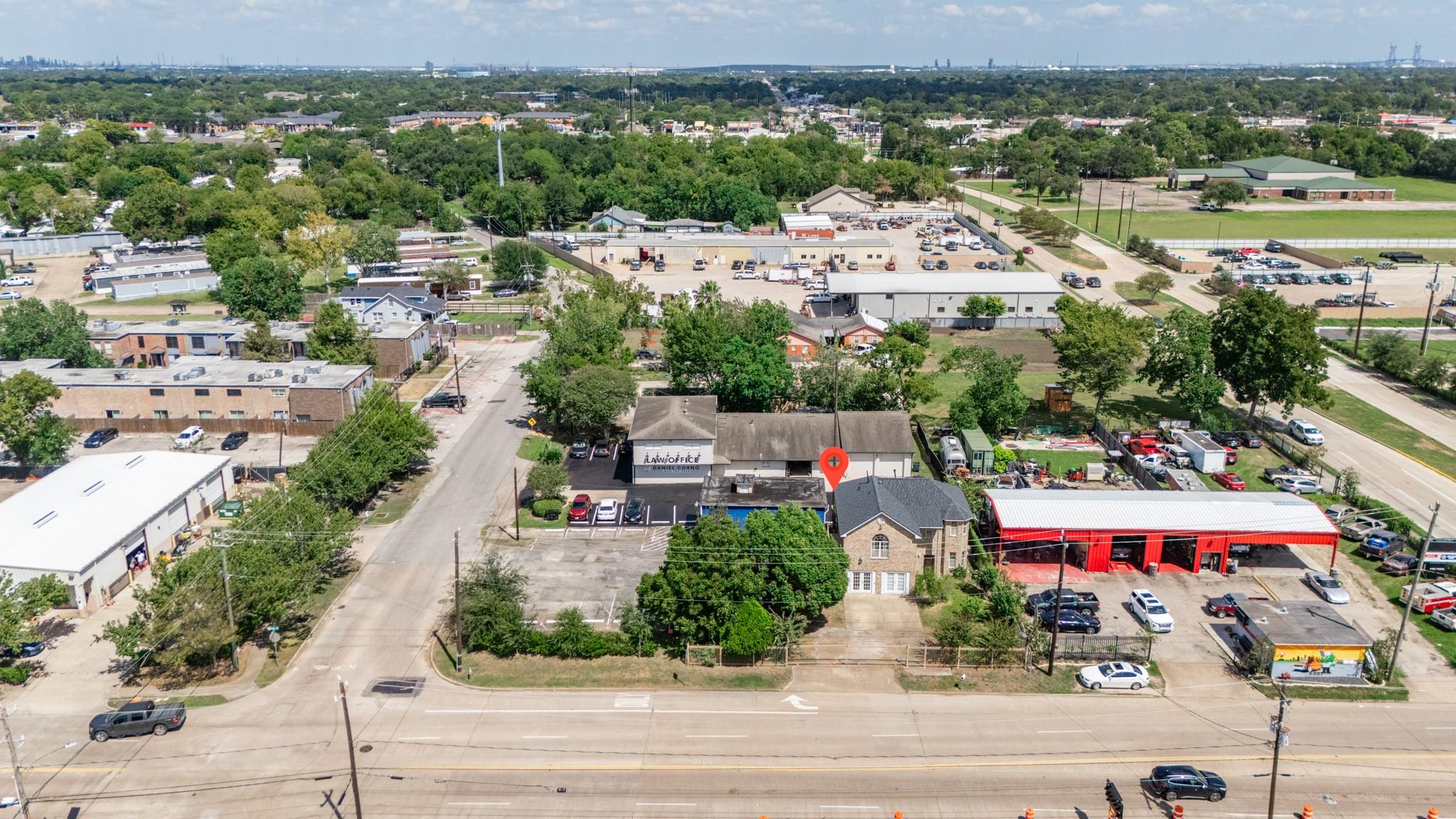 3427 Federal Road — photo