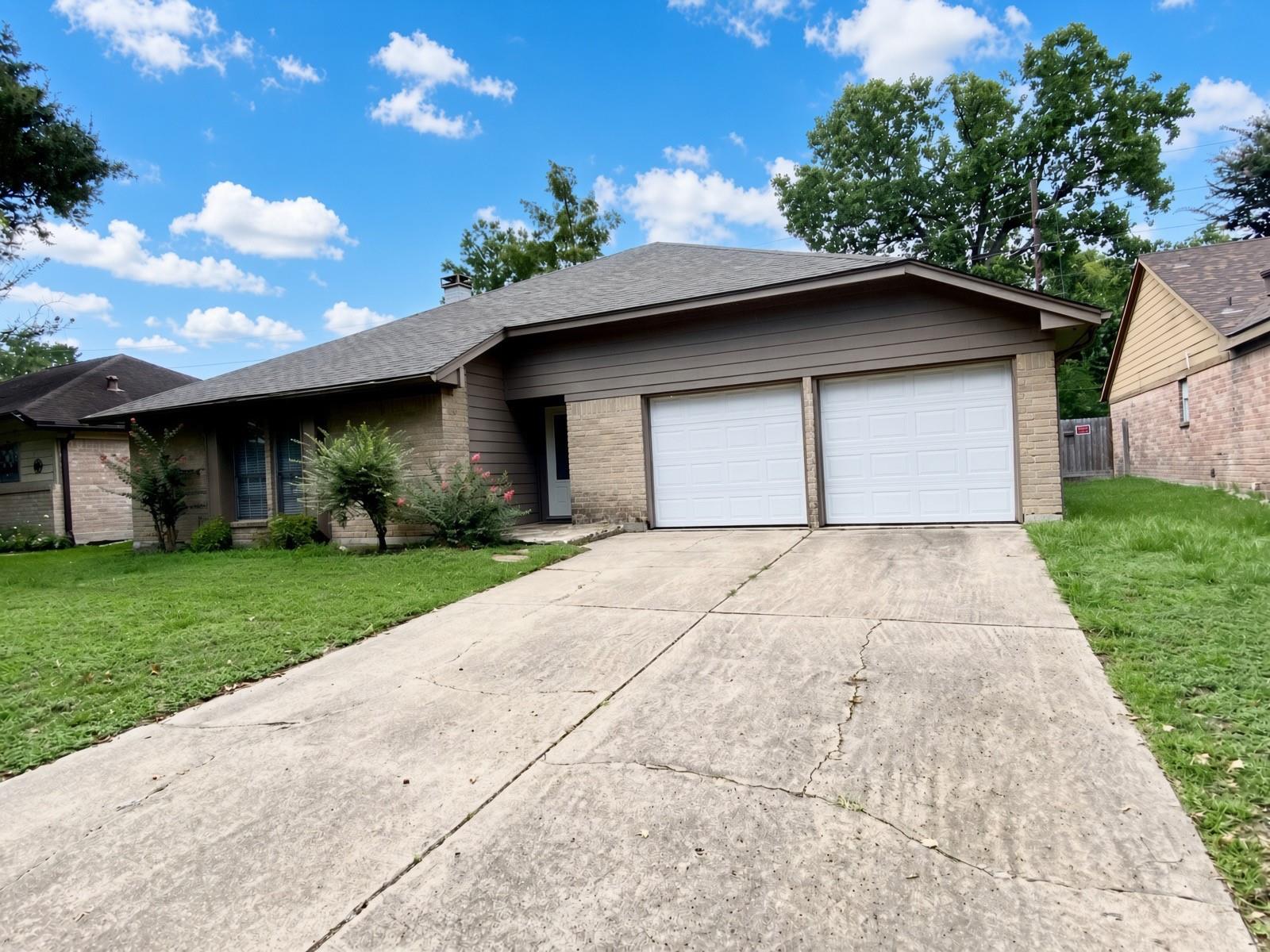 15634 Fox Springs Drive — photo