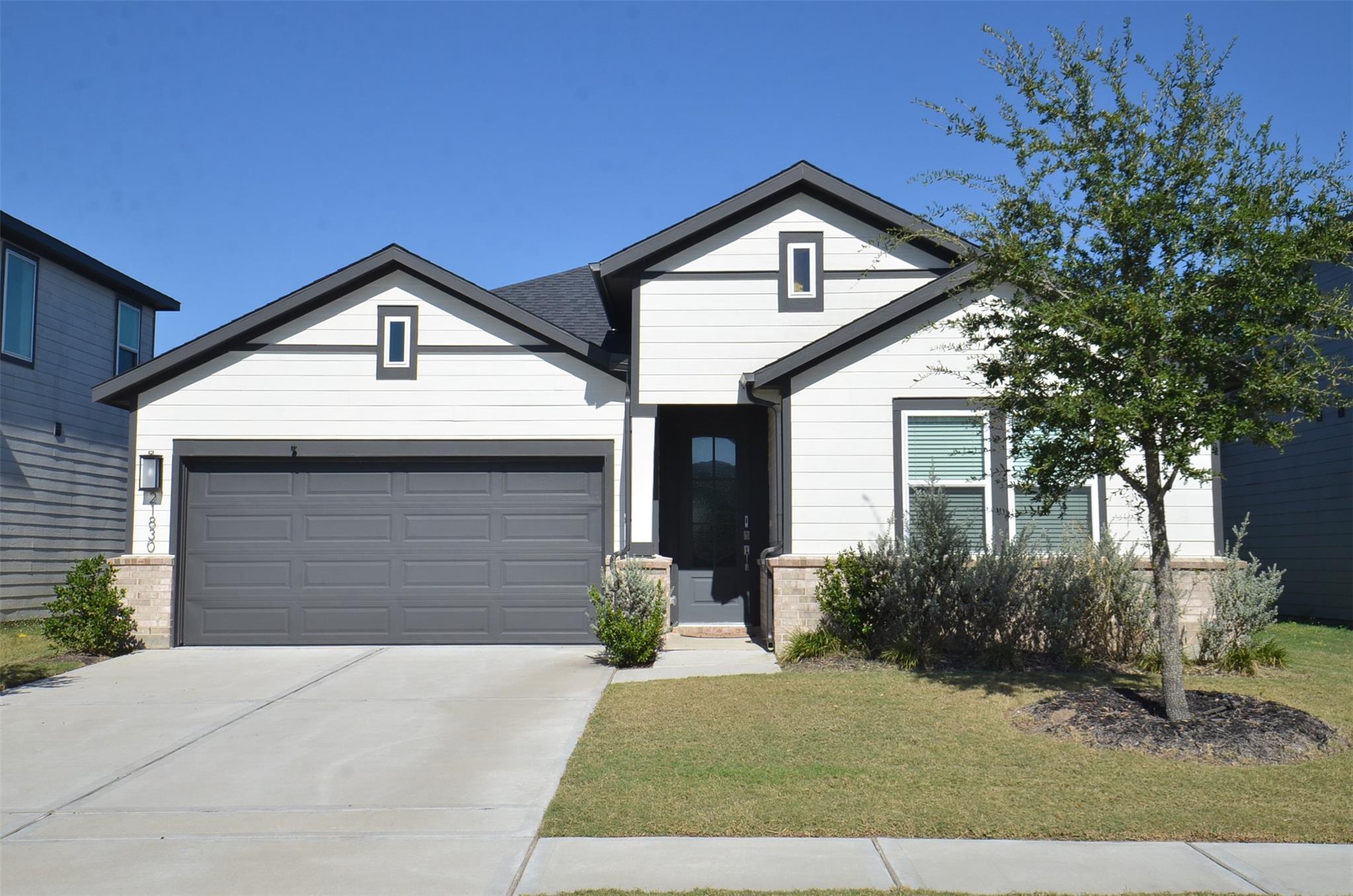 21830 Redwood Bluff Trail — photo
