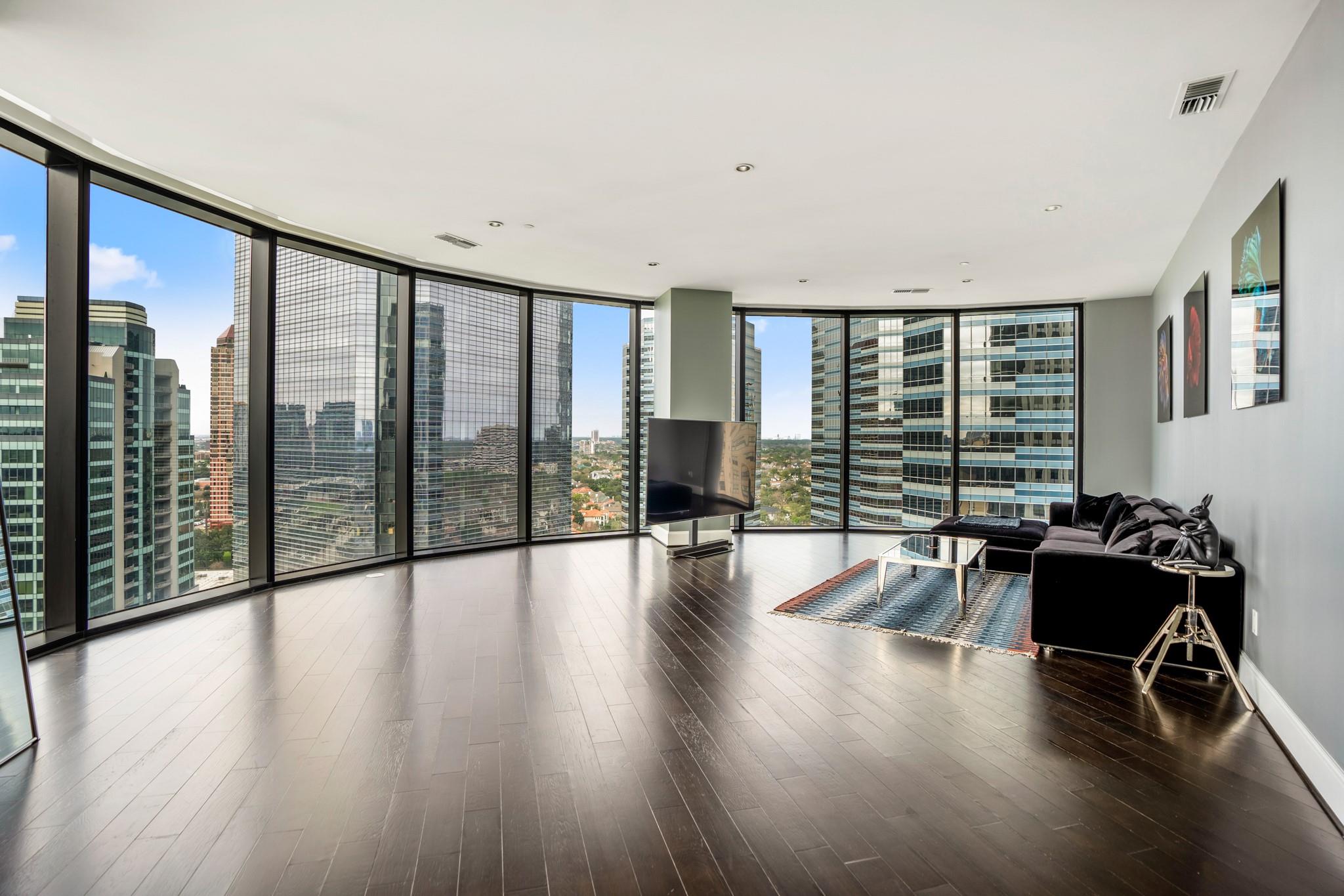 1409 Post Oak Boulevard #1804 — photo