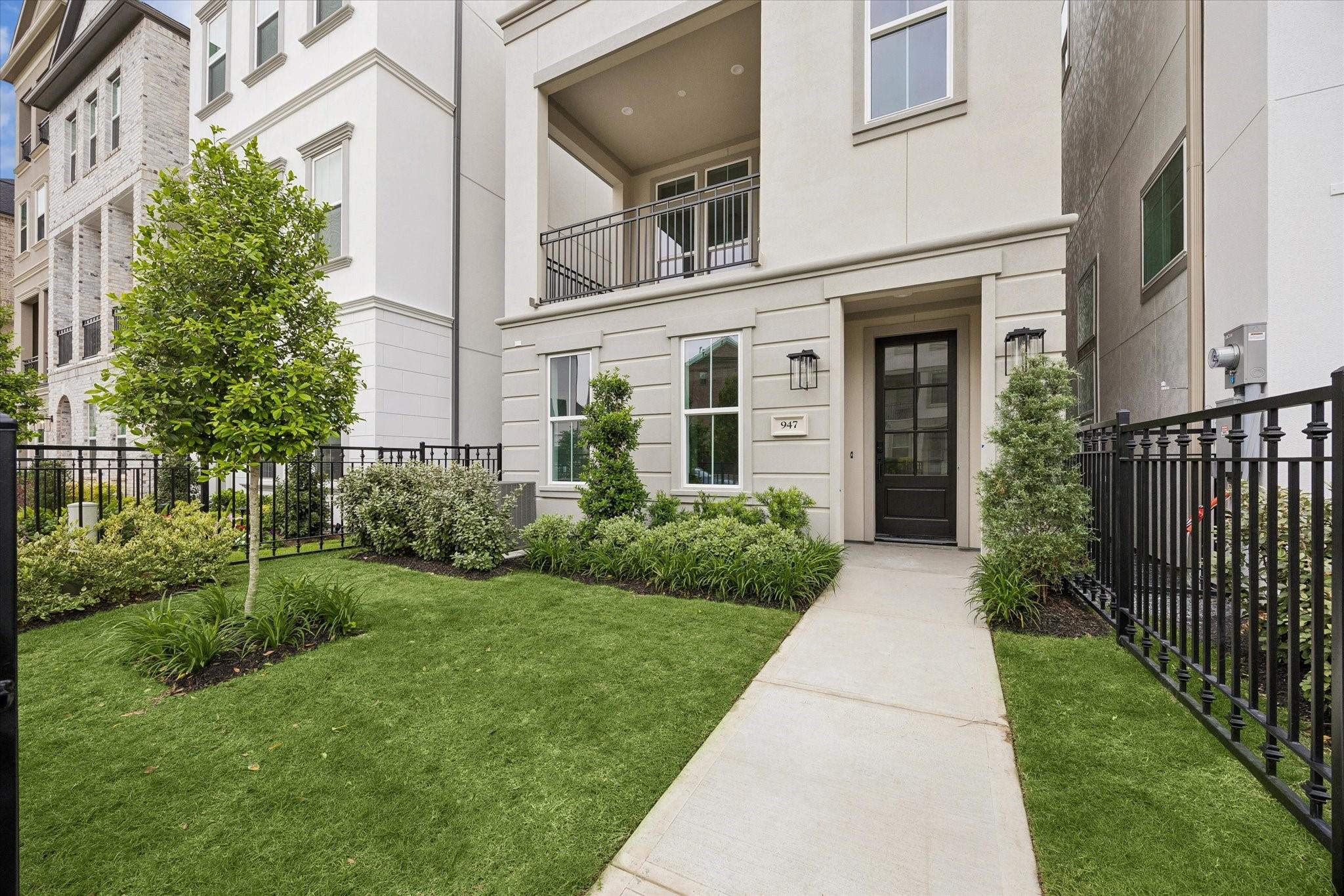 3707 Somerset York Lane — photo