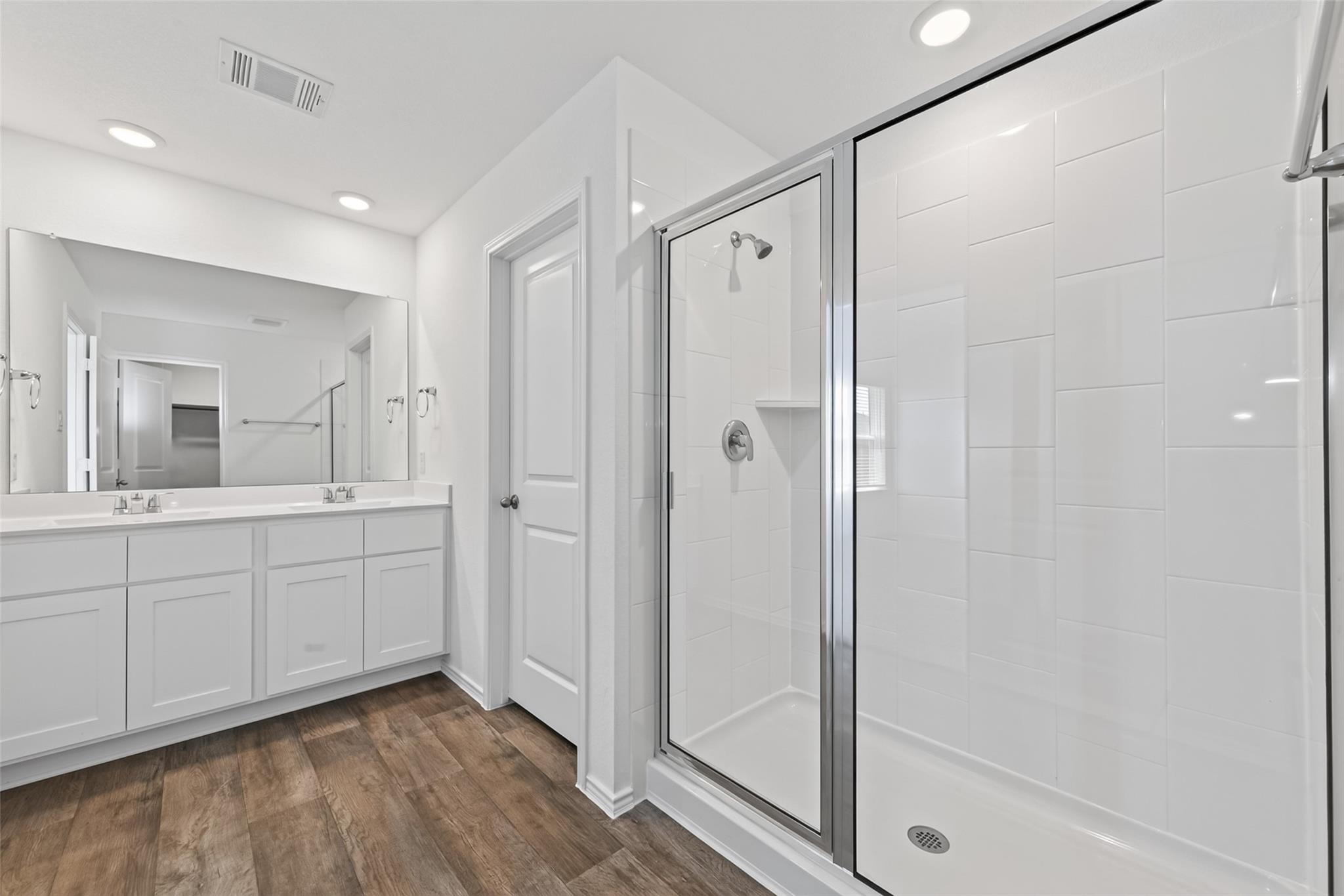 3030 Holland Lakes Drive — photo