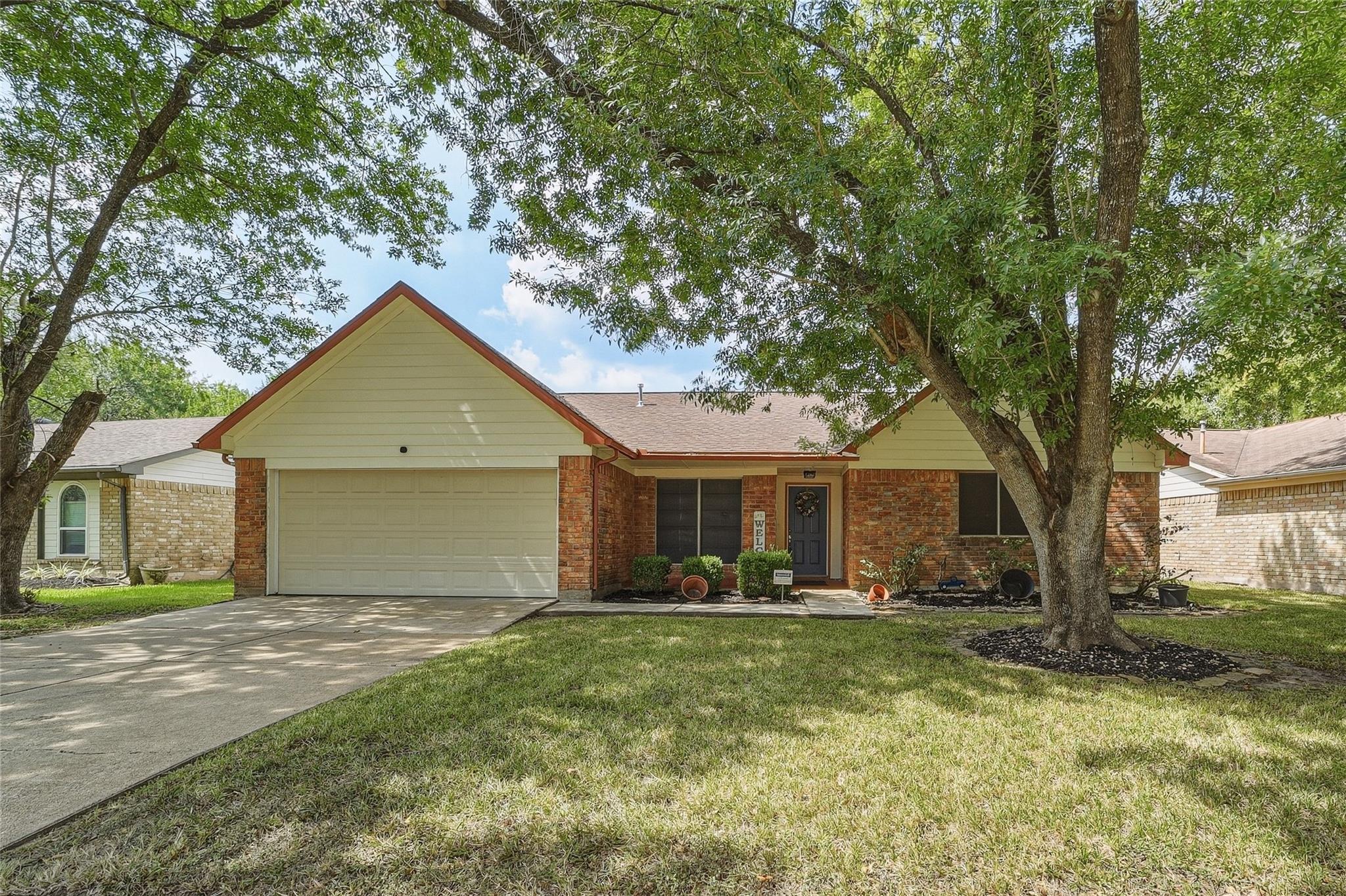 3726 Royal Manor Drive — photo