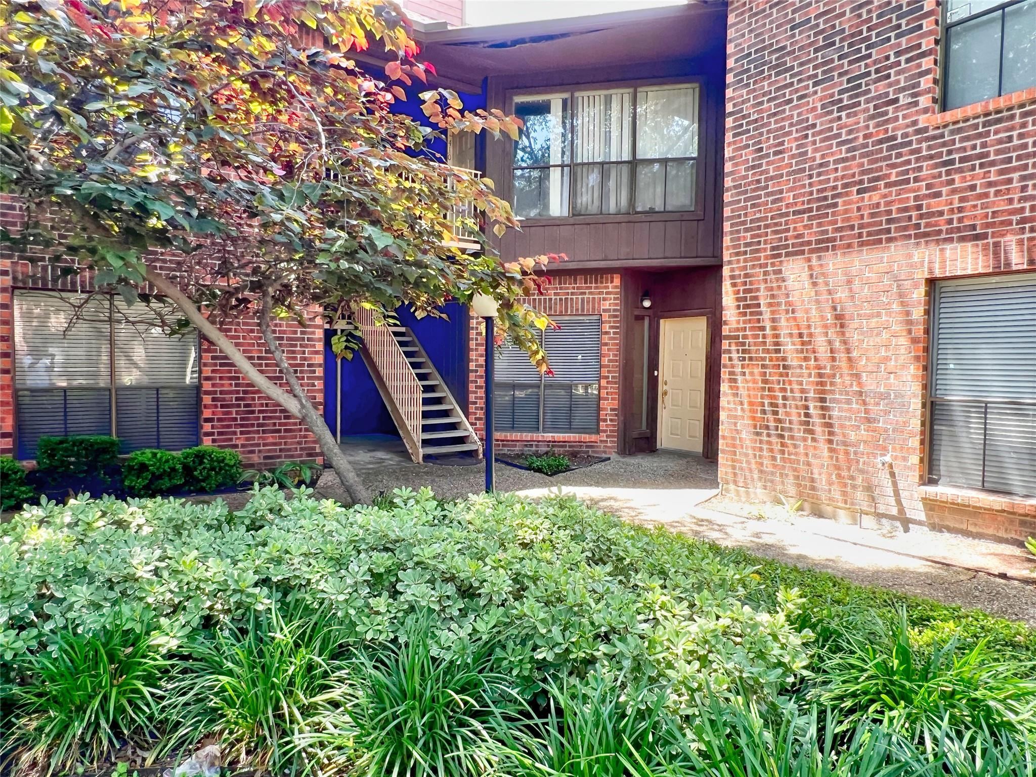 3130 SW Walnut Bend Lane #409 — photo