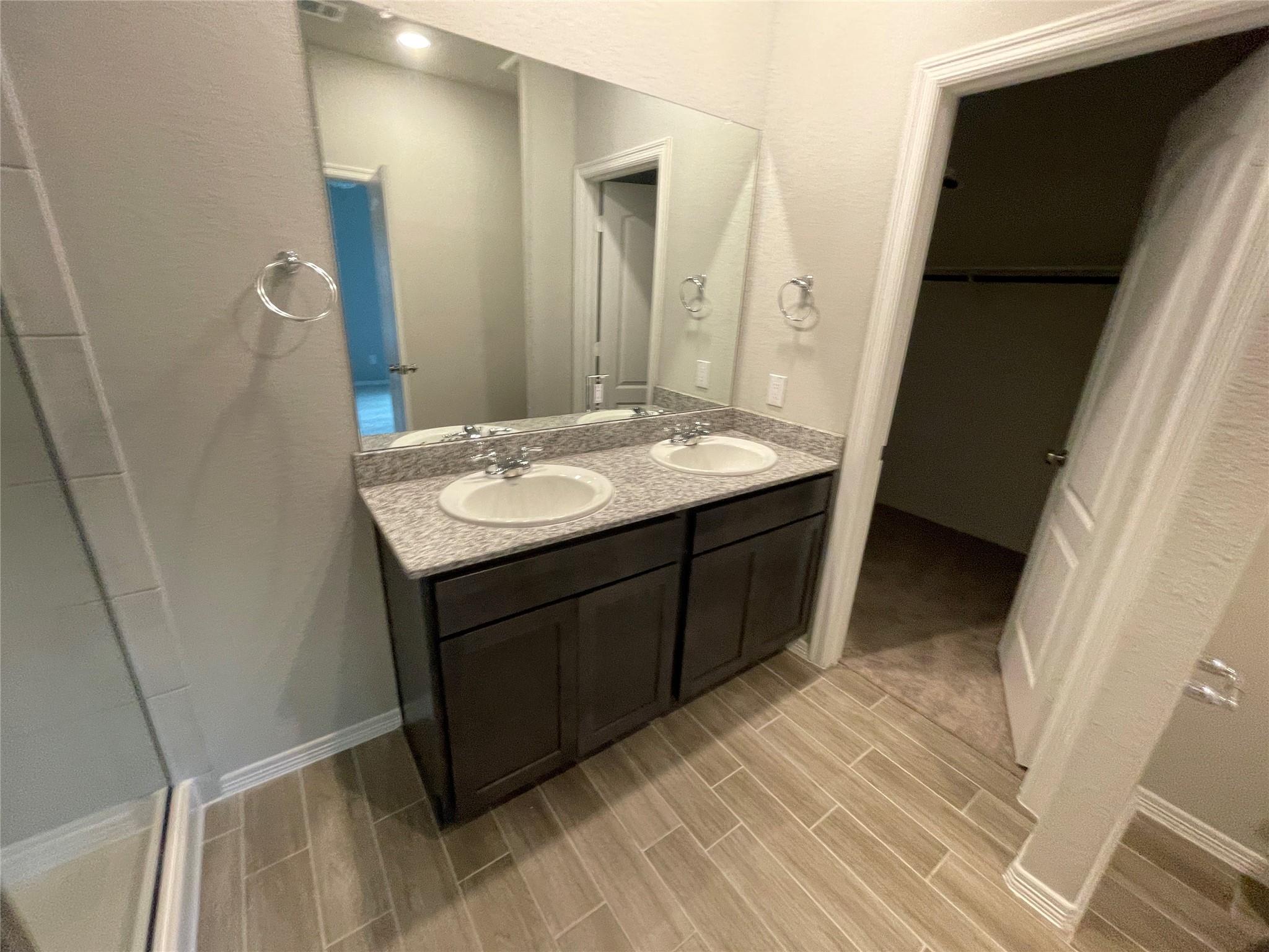 954 Redinger Ridge Drive, Houston, TX 77336 — photo 3