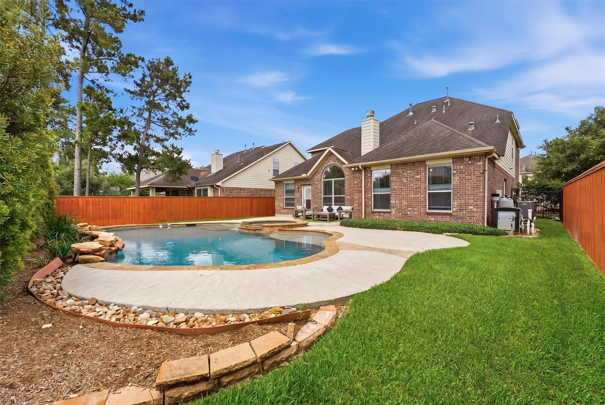 115 S Rocky Point Circle — photo