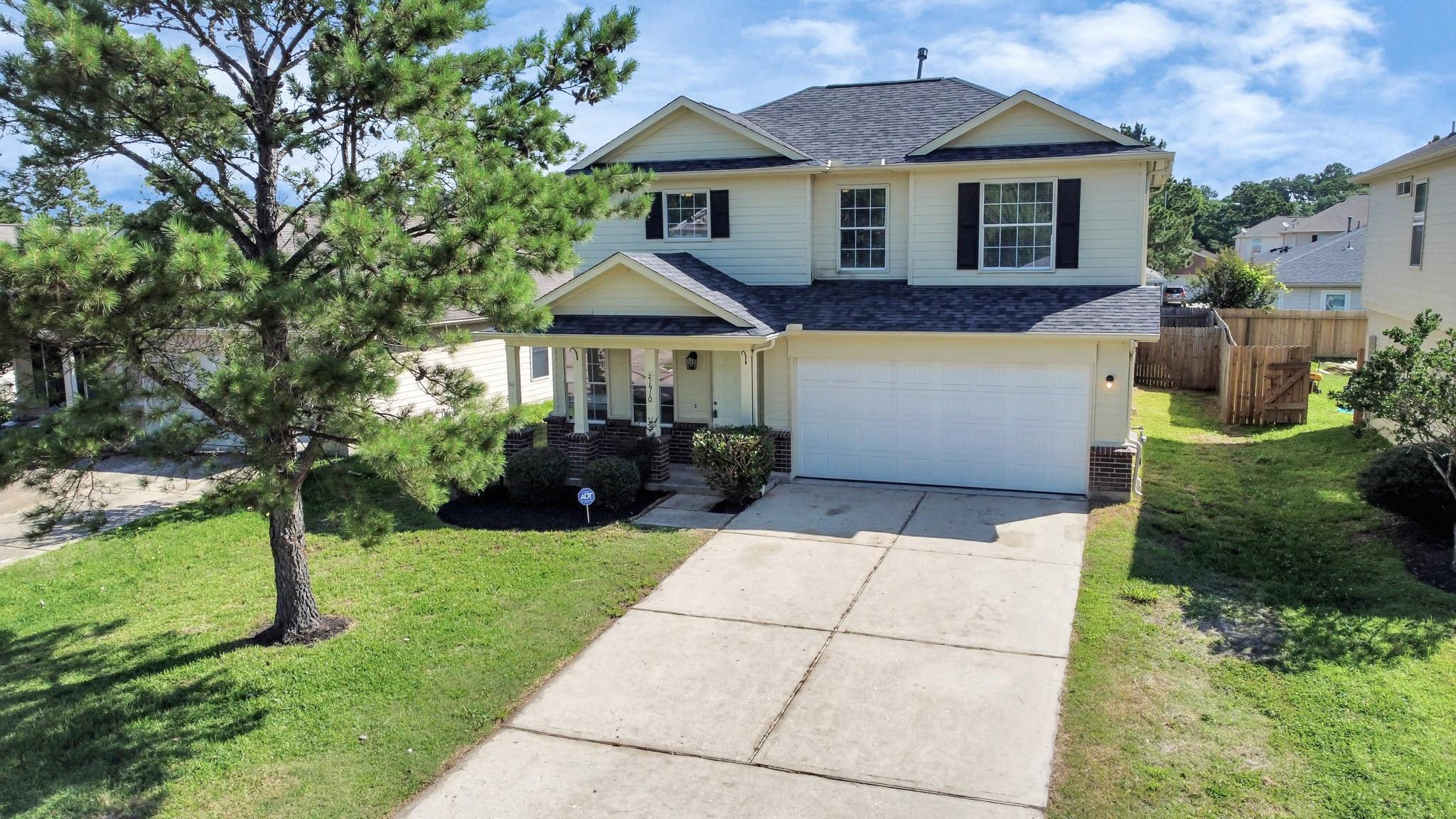 21910 Willow Shade Lane — photo