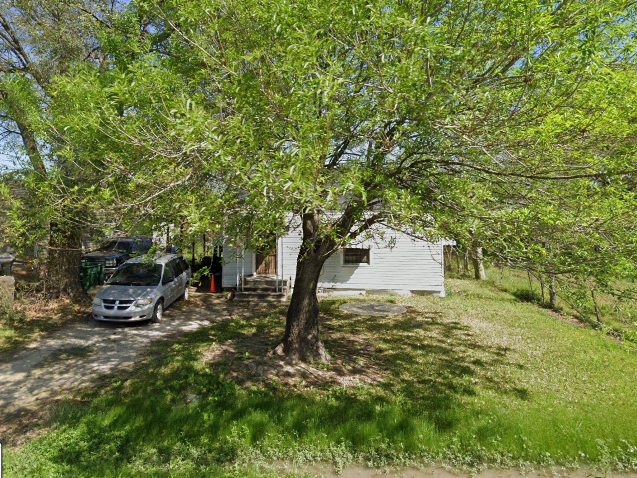 241 Owens Street — photo