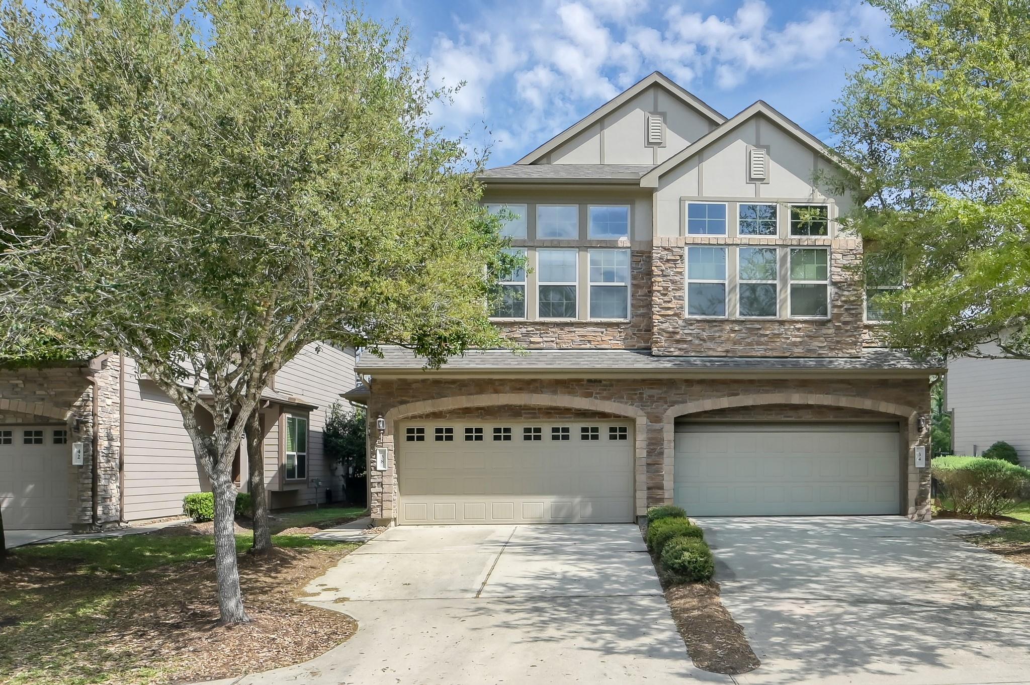 38 Aventura Place — photo