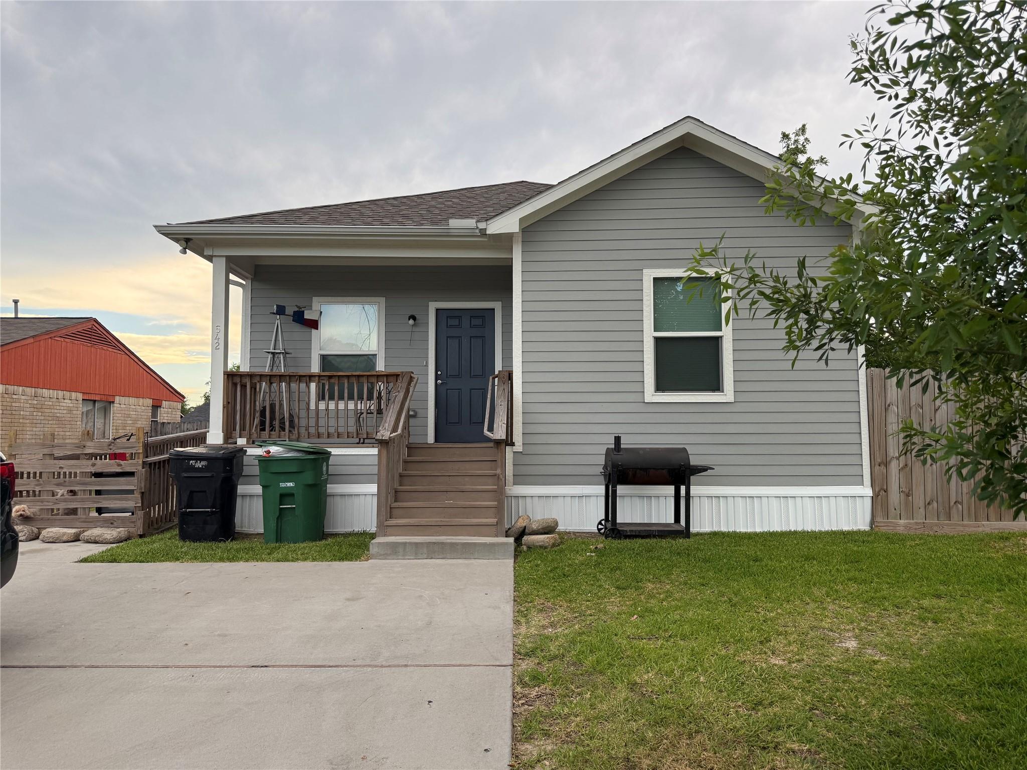 542 Coolwood Drive — photo