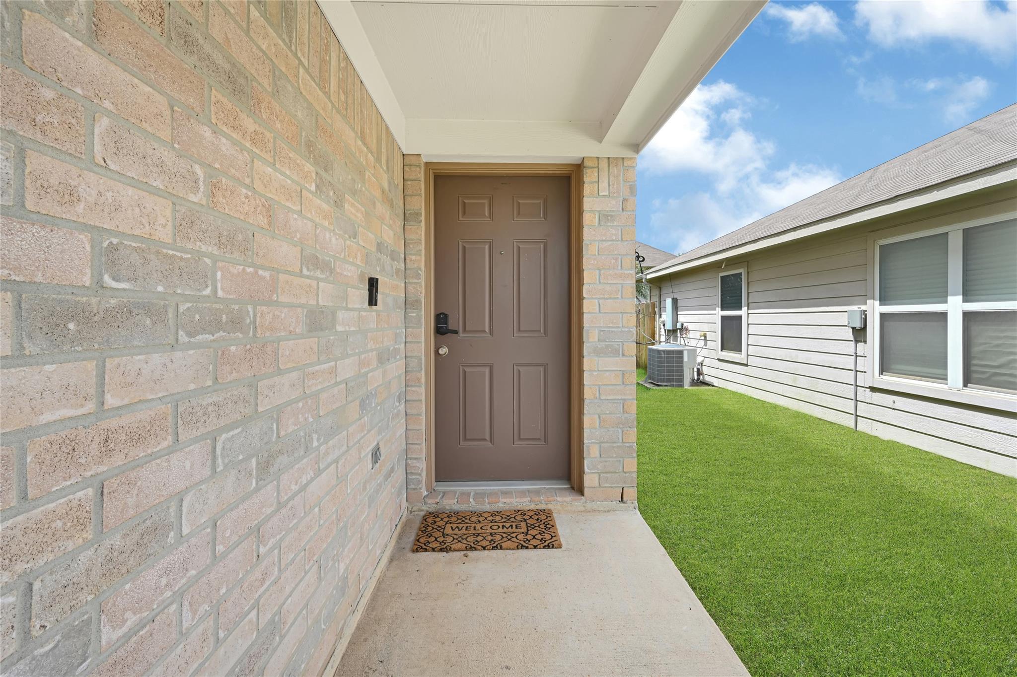 15826 Sheldon Ridge Way, Houston, TX 77044 — photo 3
