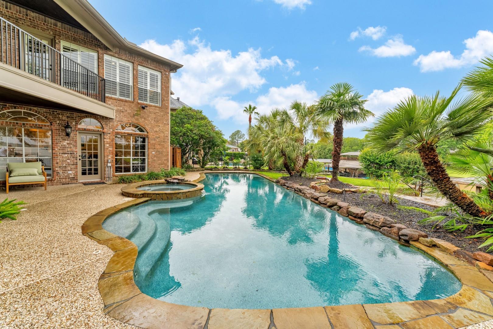 8311 Shoregrove Drive — photo