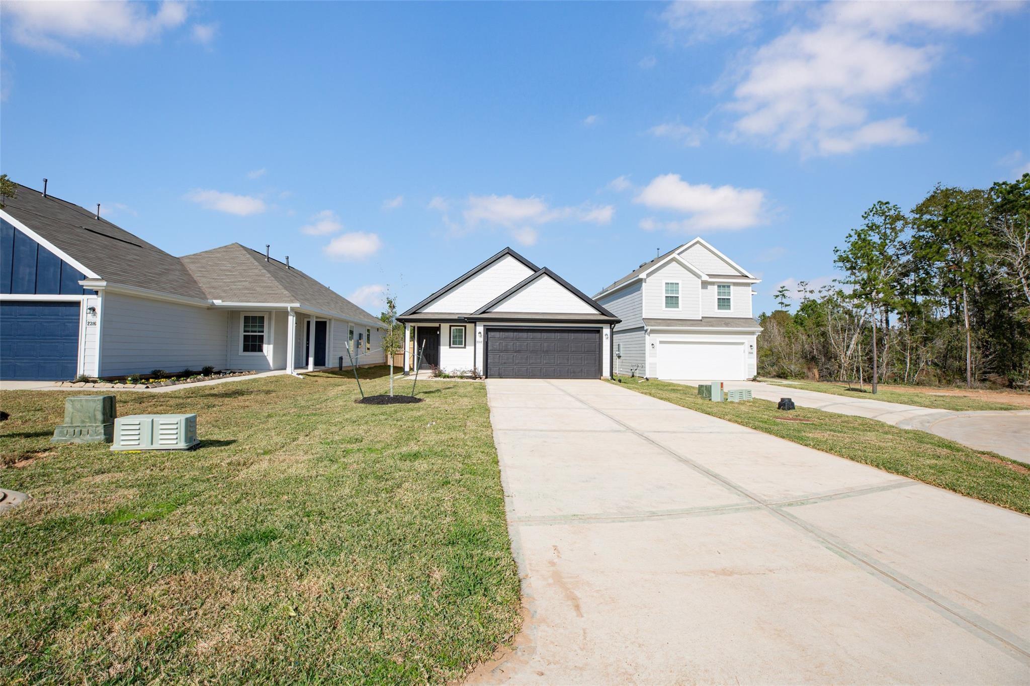 2312 Mooneye Court — photo