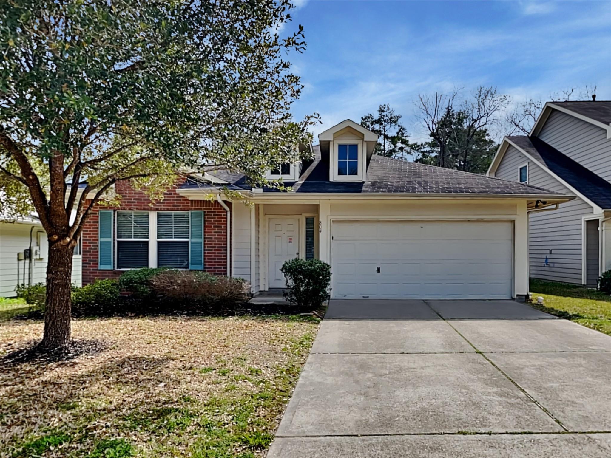 804 Lightningbug Lane — photo