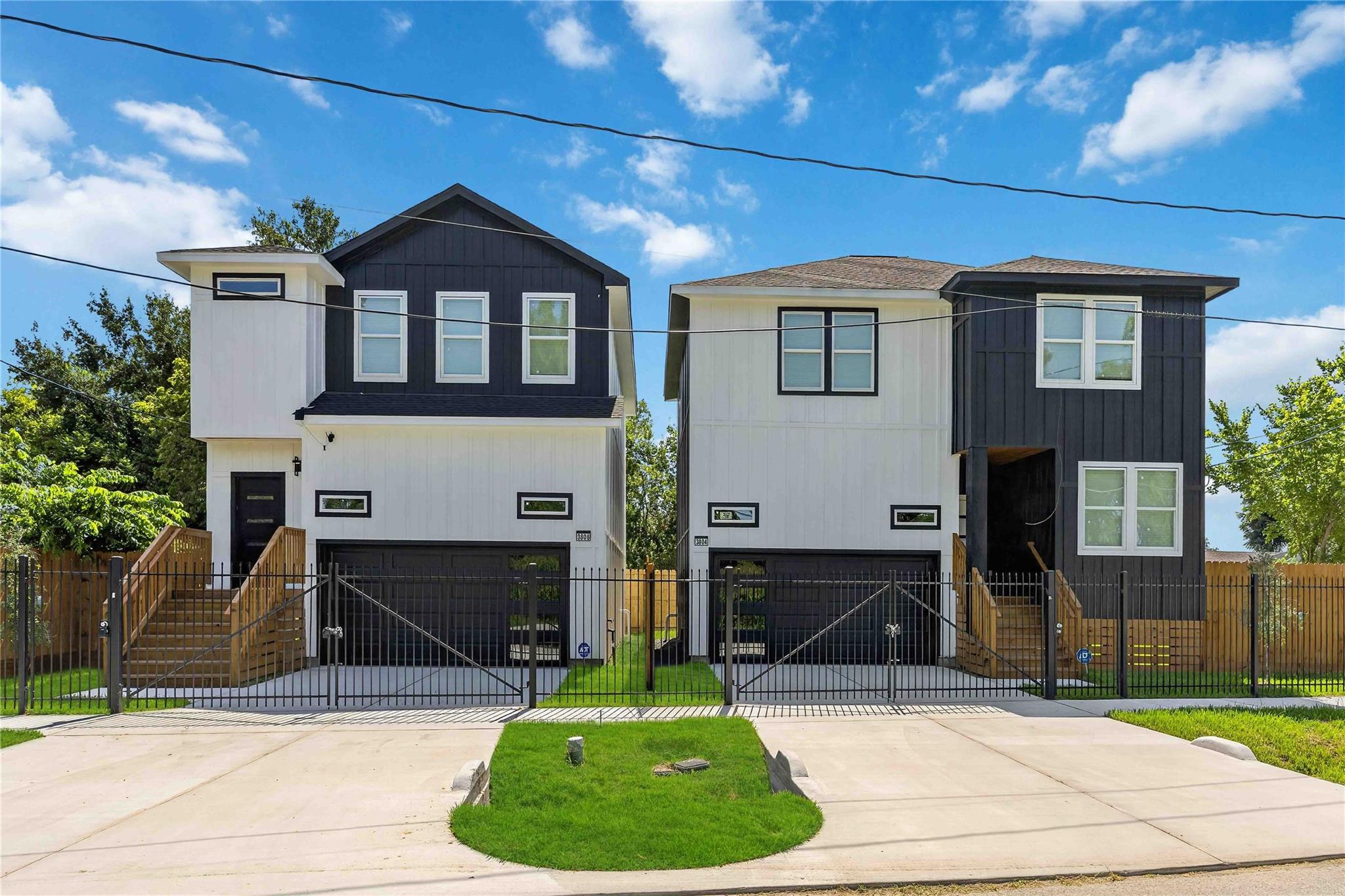 3806 Sayers Street — photo