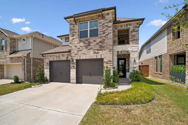 7019 Golden Groundsel Drive — photo