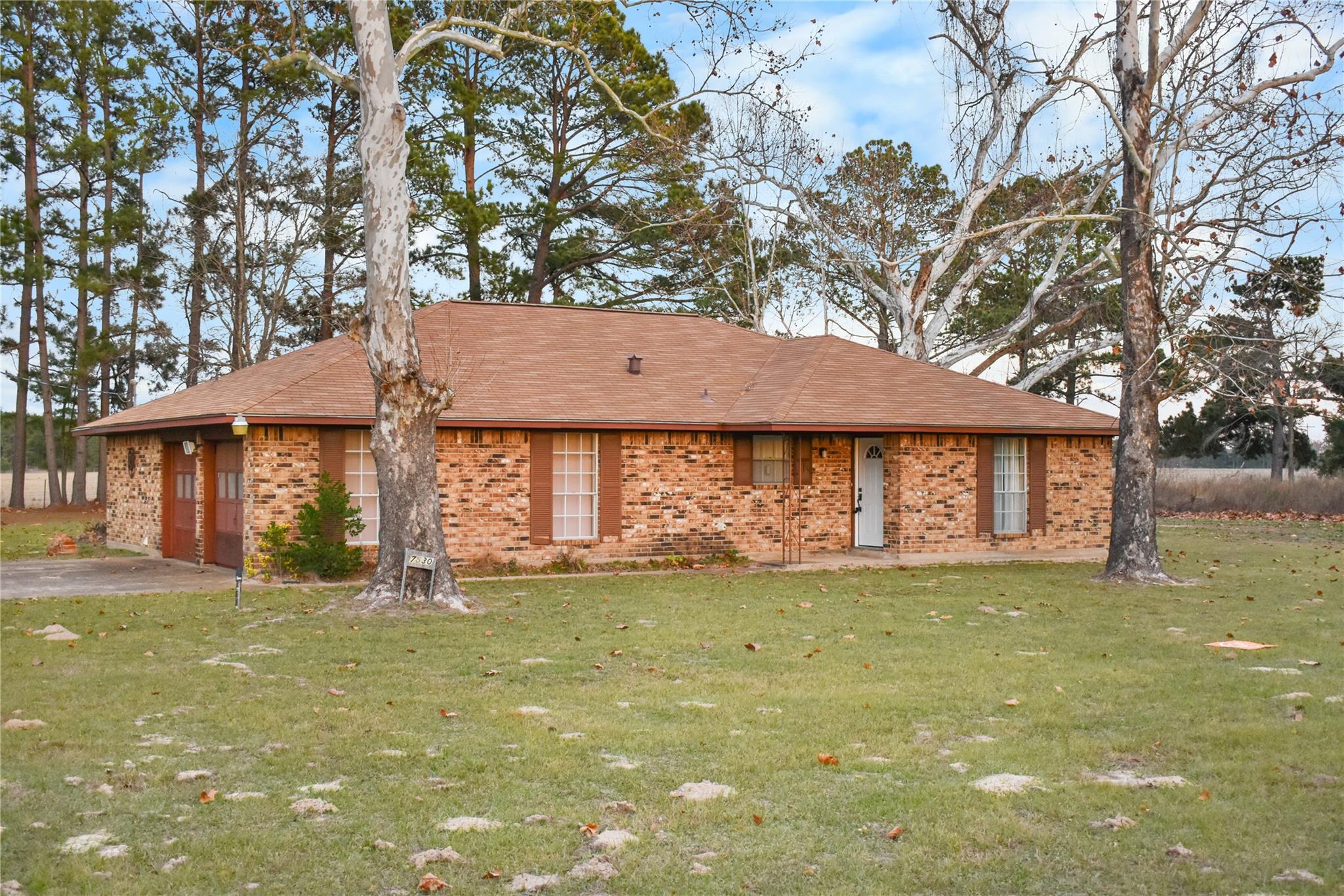 7530 FM 227 W — photo