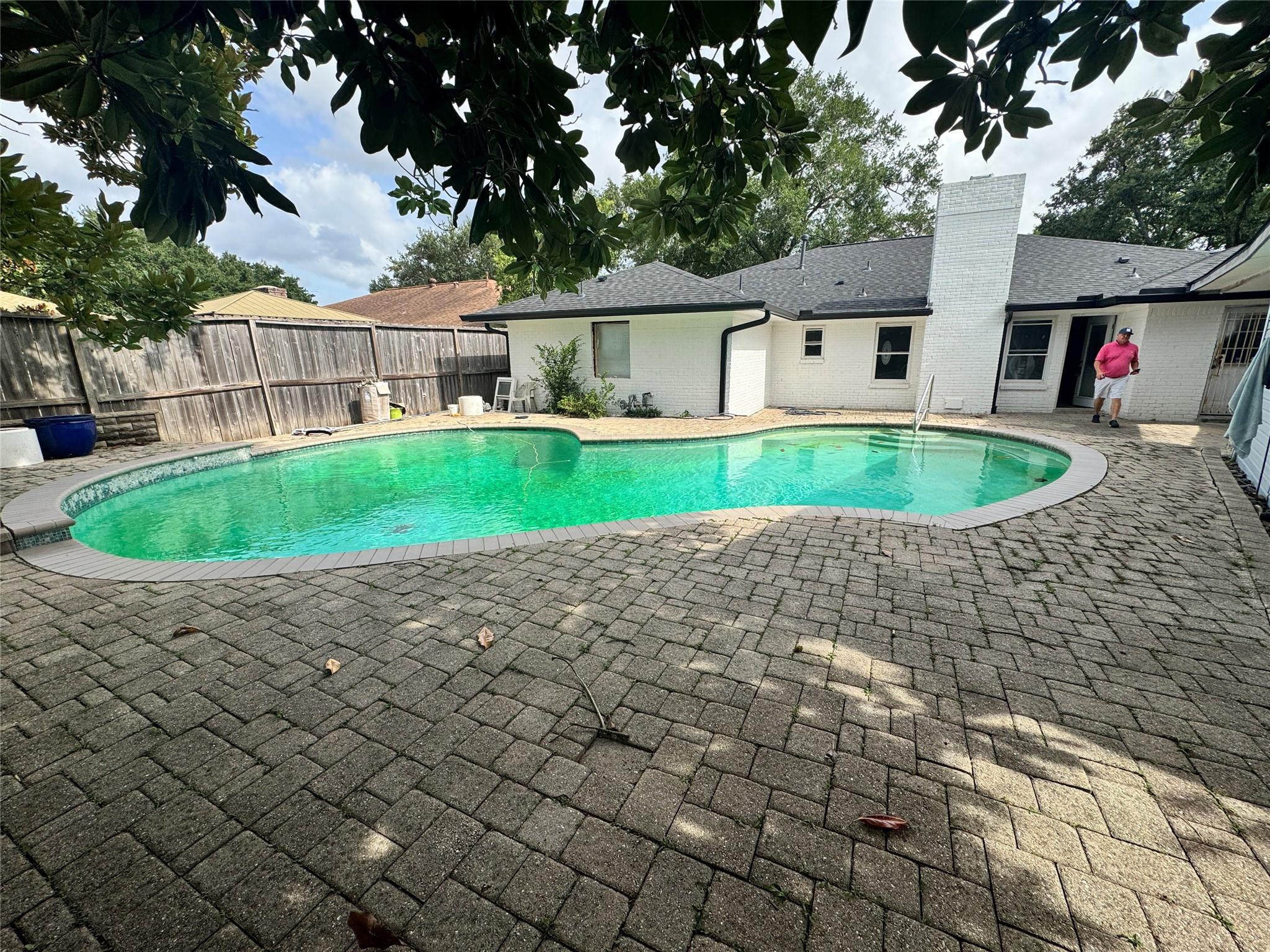 7706 Braesview Lane — photo